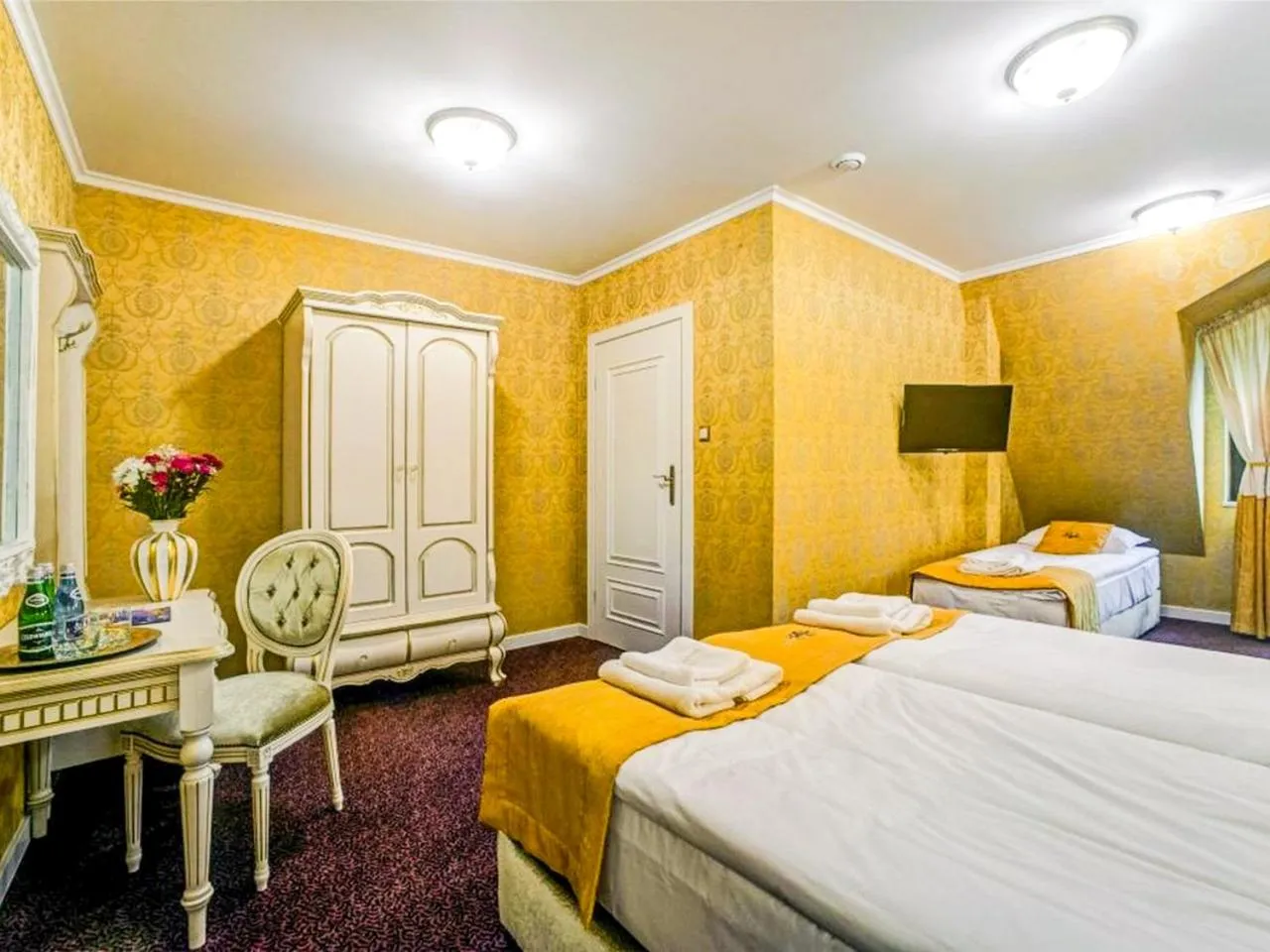 TV and multimedia in ROYAL PALACE Centrum Bankietowe