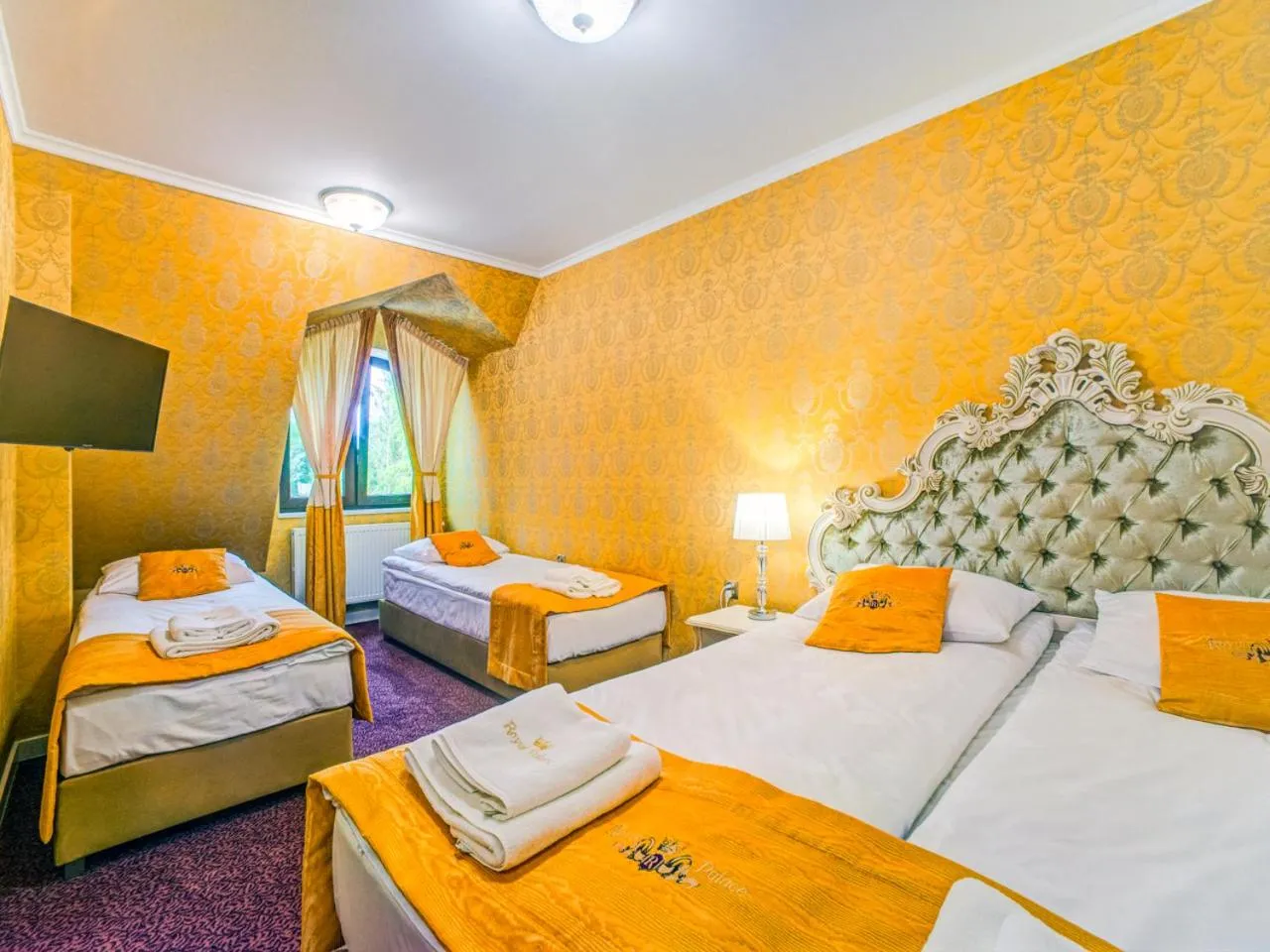 Bed in ROYAL PALACE Centrum Bankietowe