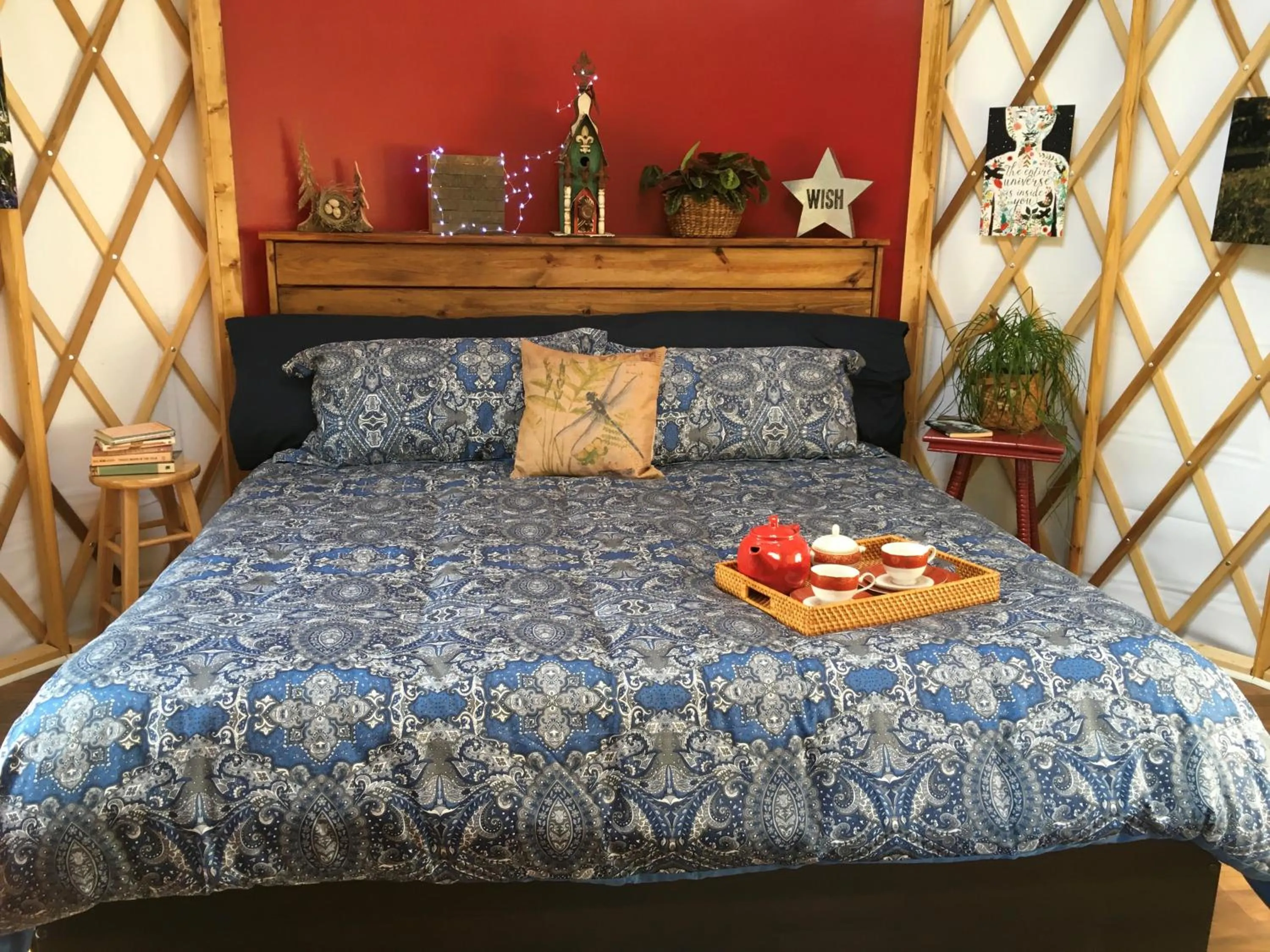 Bed in Mountain Springs Cabins