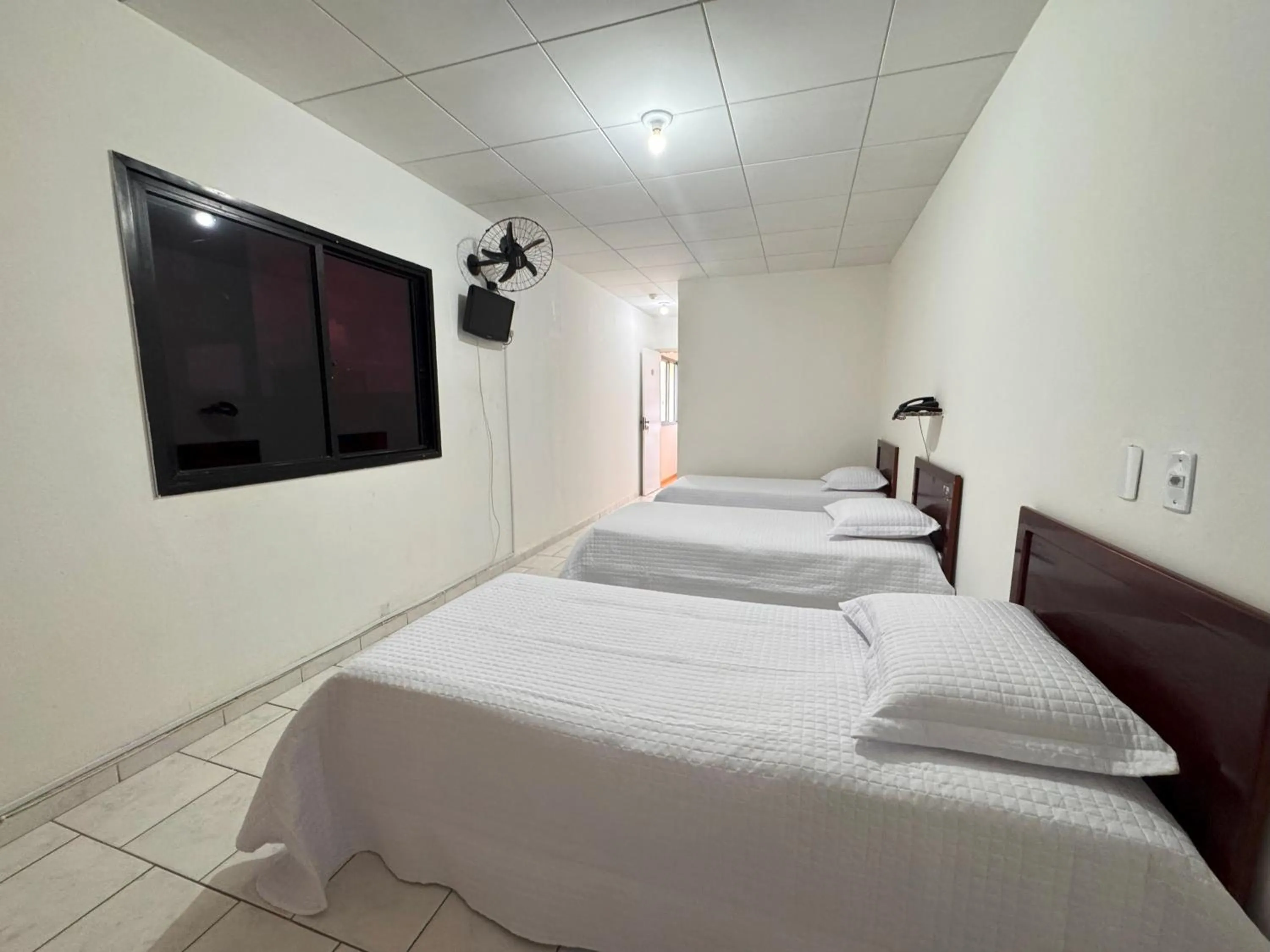 Bed in Hotel Virginia