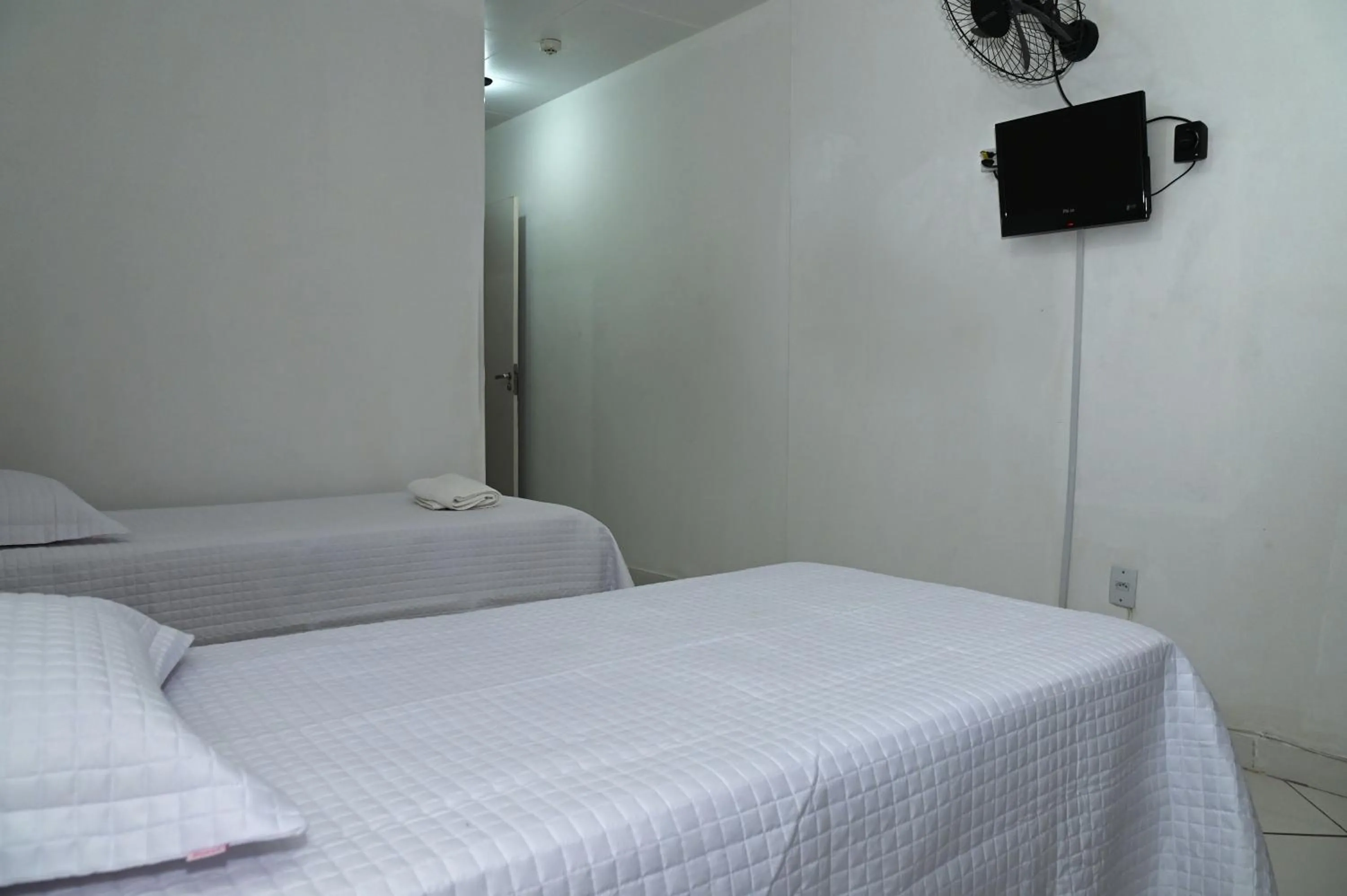 Bed in Hotel Virginia
