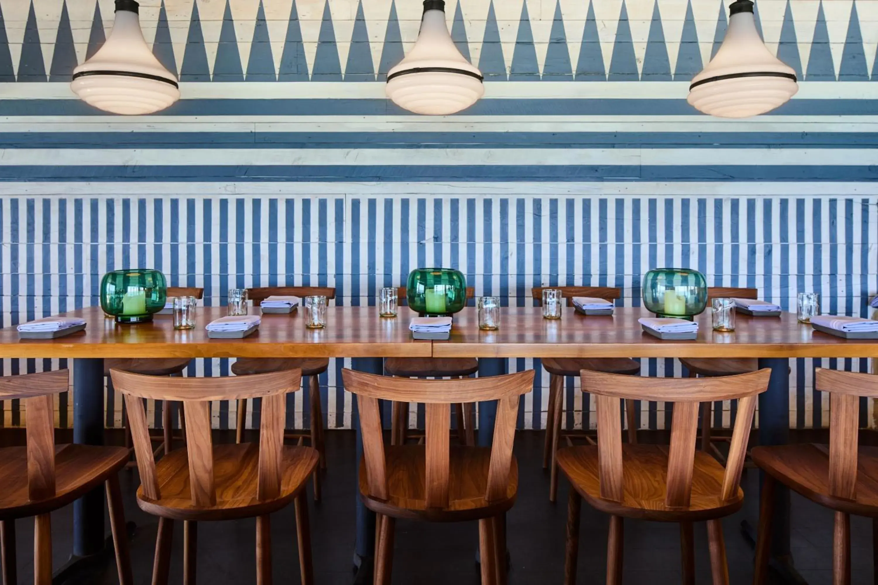 Restaurant/places to eat in Monterey Beach Hotel, a Tribute Portfolio Hotel Restaurant/places to eat in Monterey Beach Hotel, a Tribute Portfolio Hotel