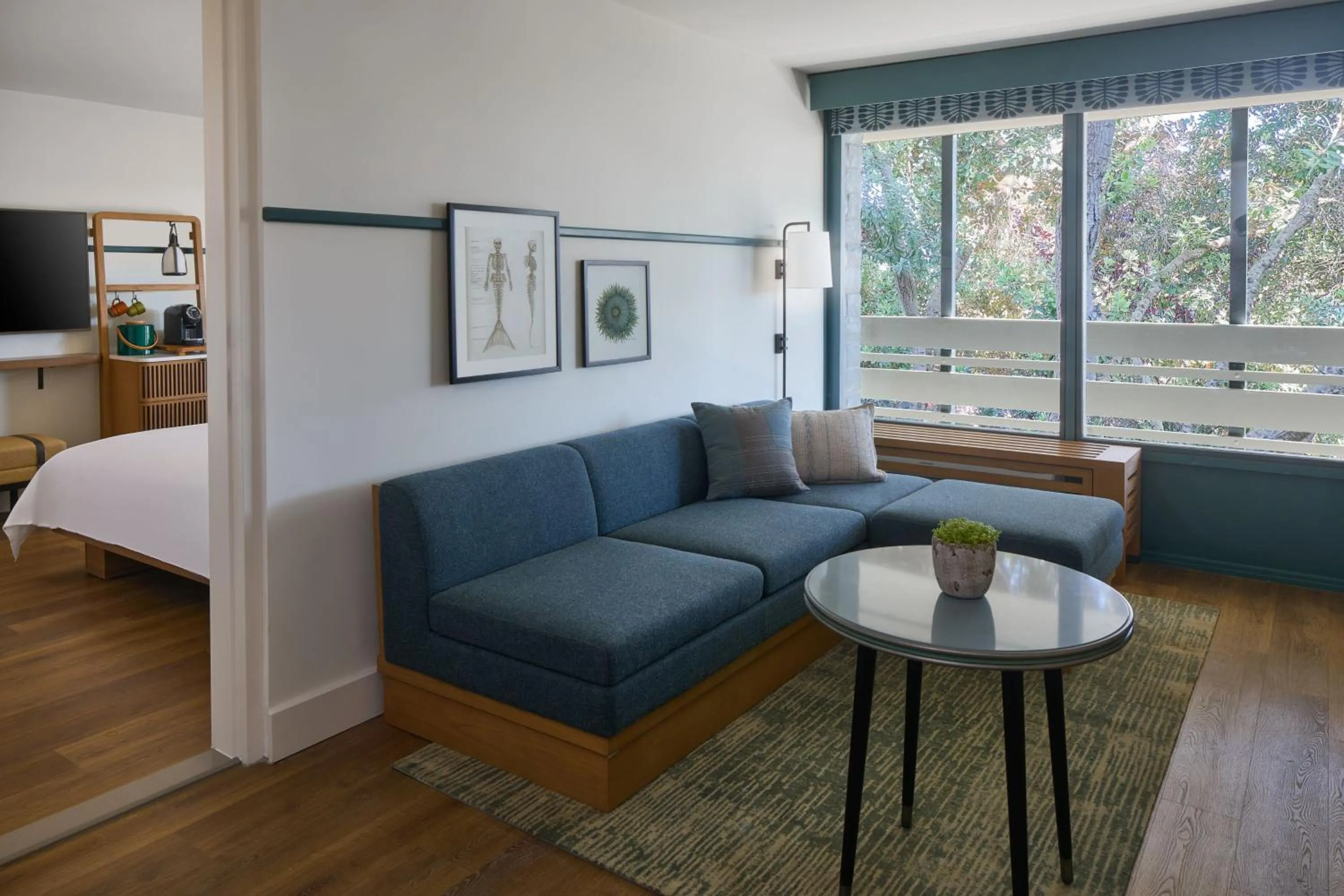 Photo of the whole room, Bed in Monterey Beach Hotel, a Tribute Portfolio Hotel