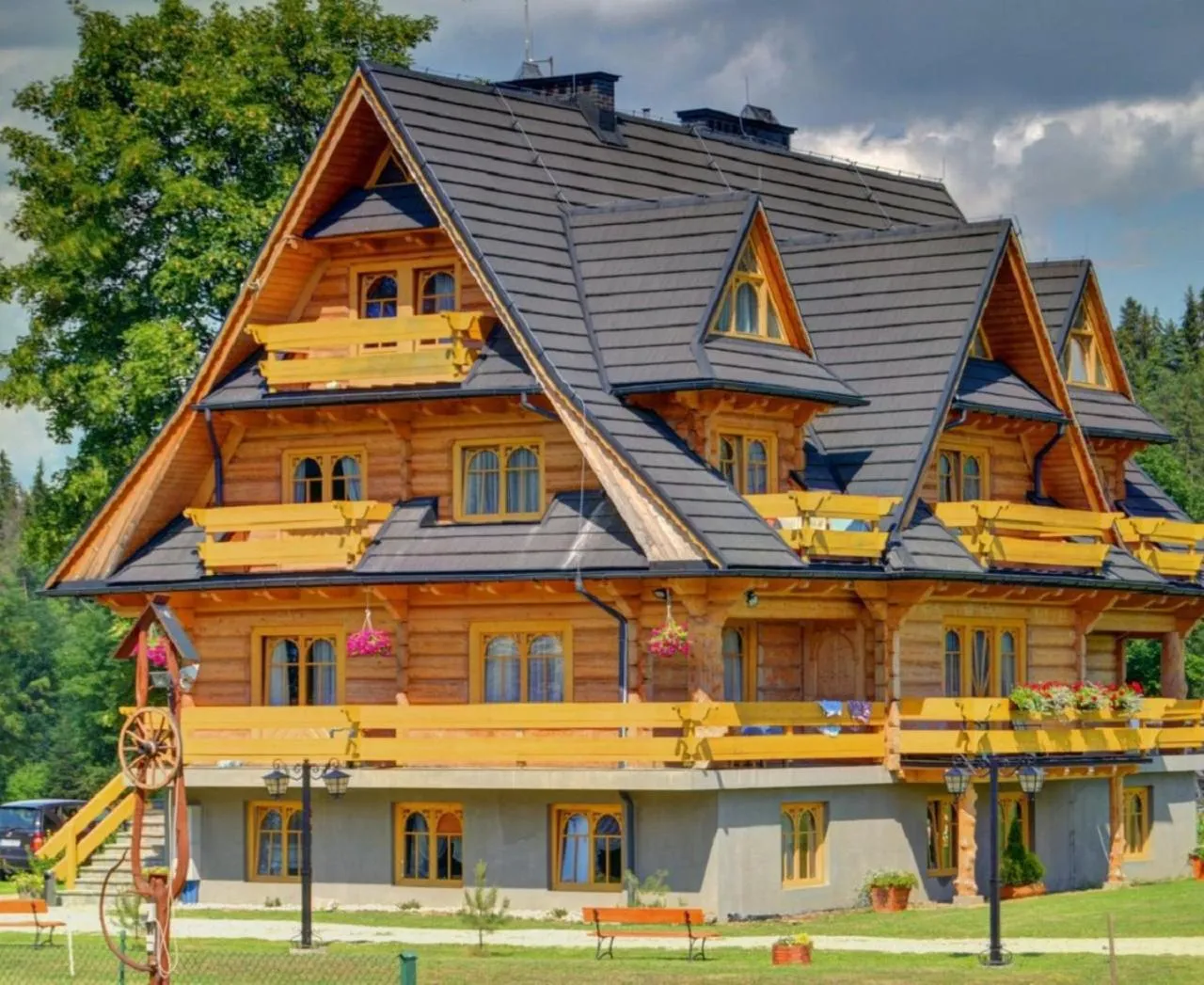 Facade/entrance in Willa Płazówka Białczańska