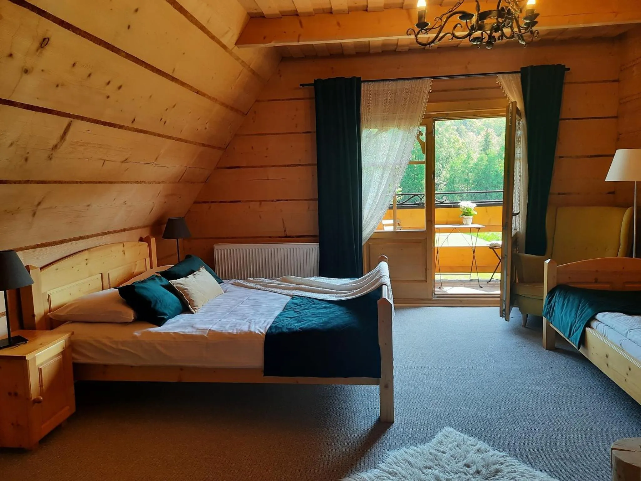 Balcony/Terrace, Bed in Willa Płazówka Białczańska