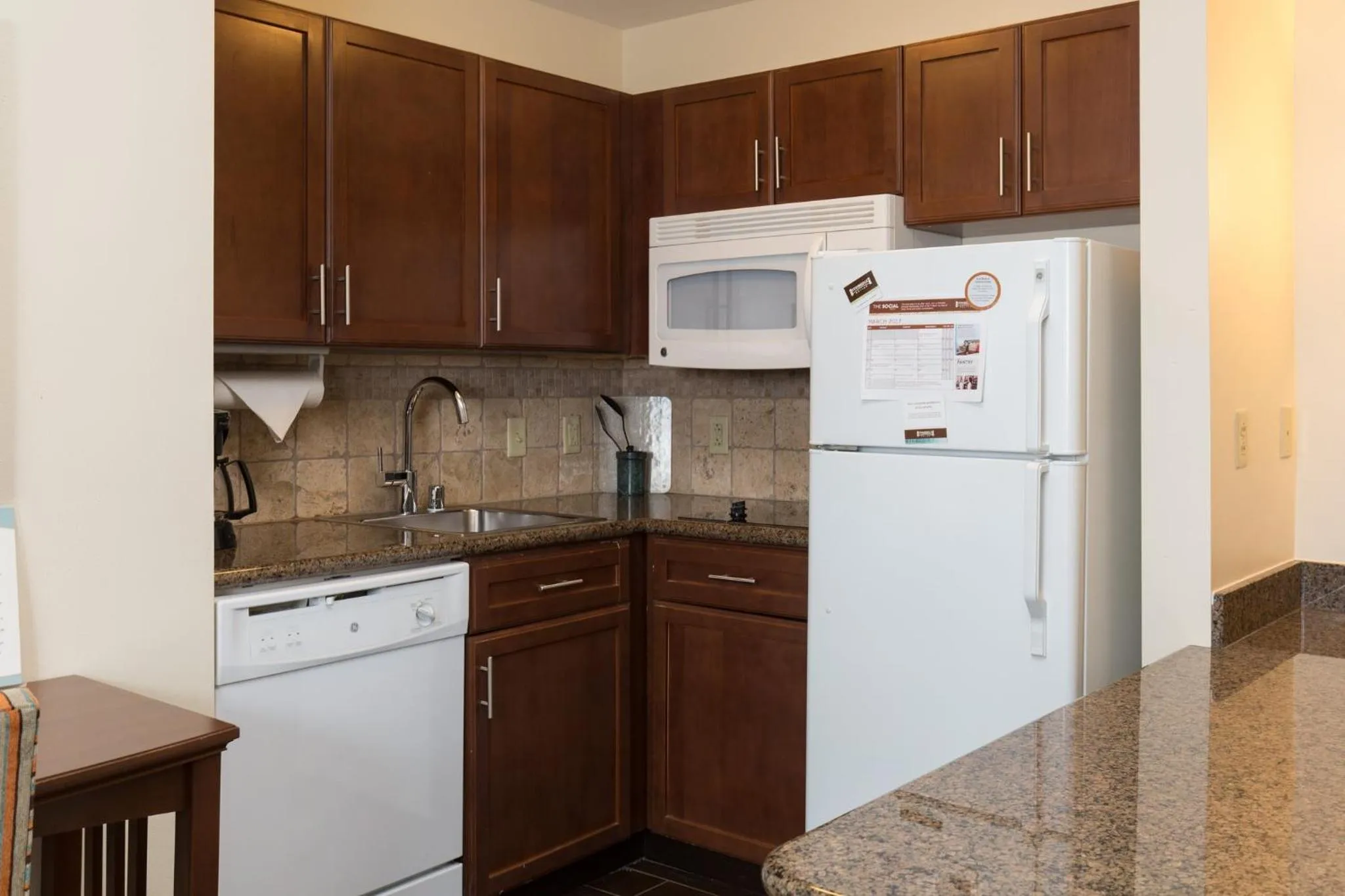 Photo of the whole room in Staybridge Suites Toledo/Maumee by IHG