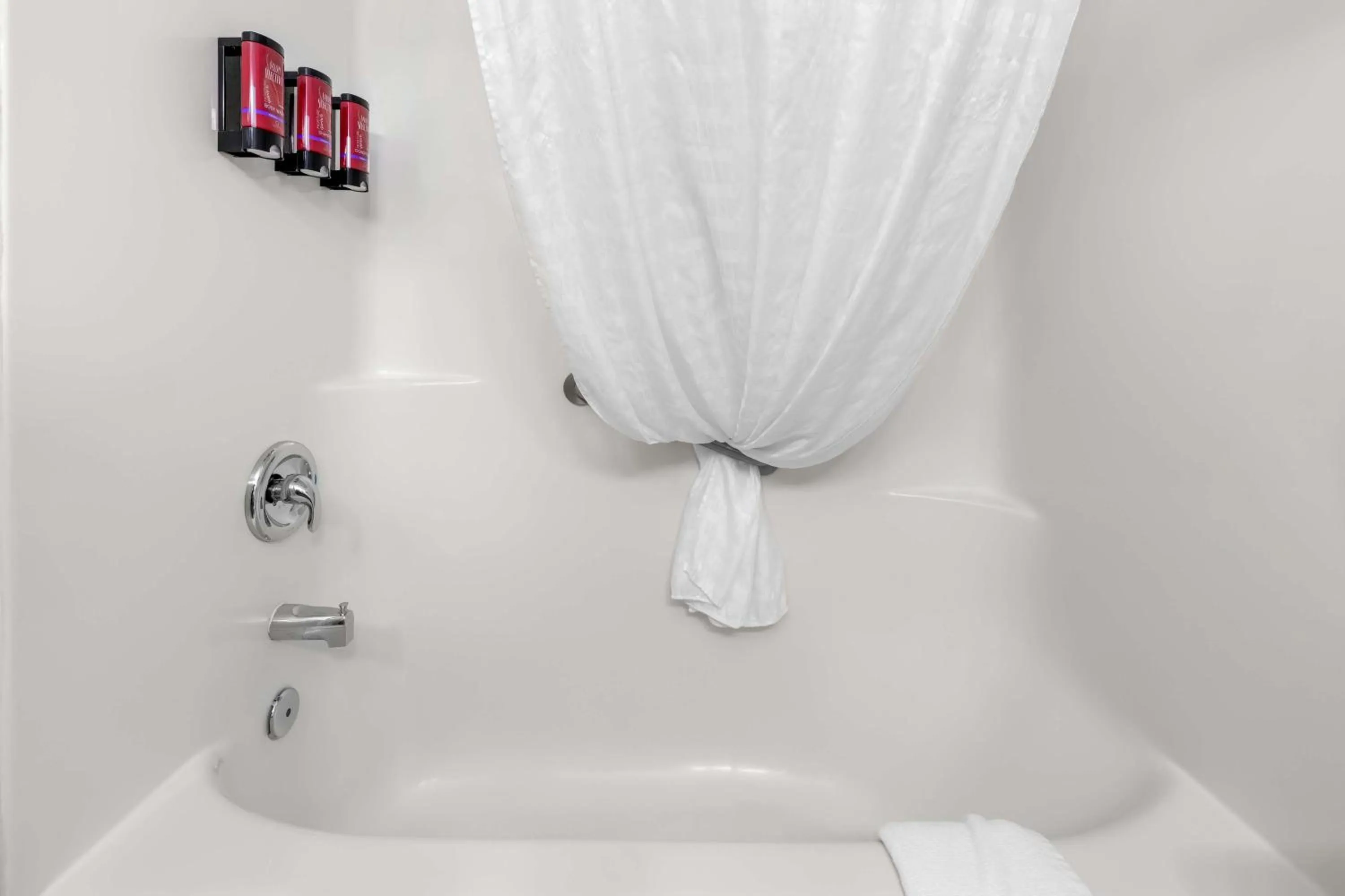 Bathroom in SureStay Plus Hotel by Best Western Drumheller