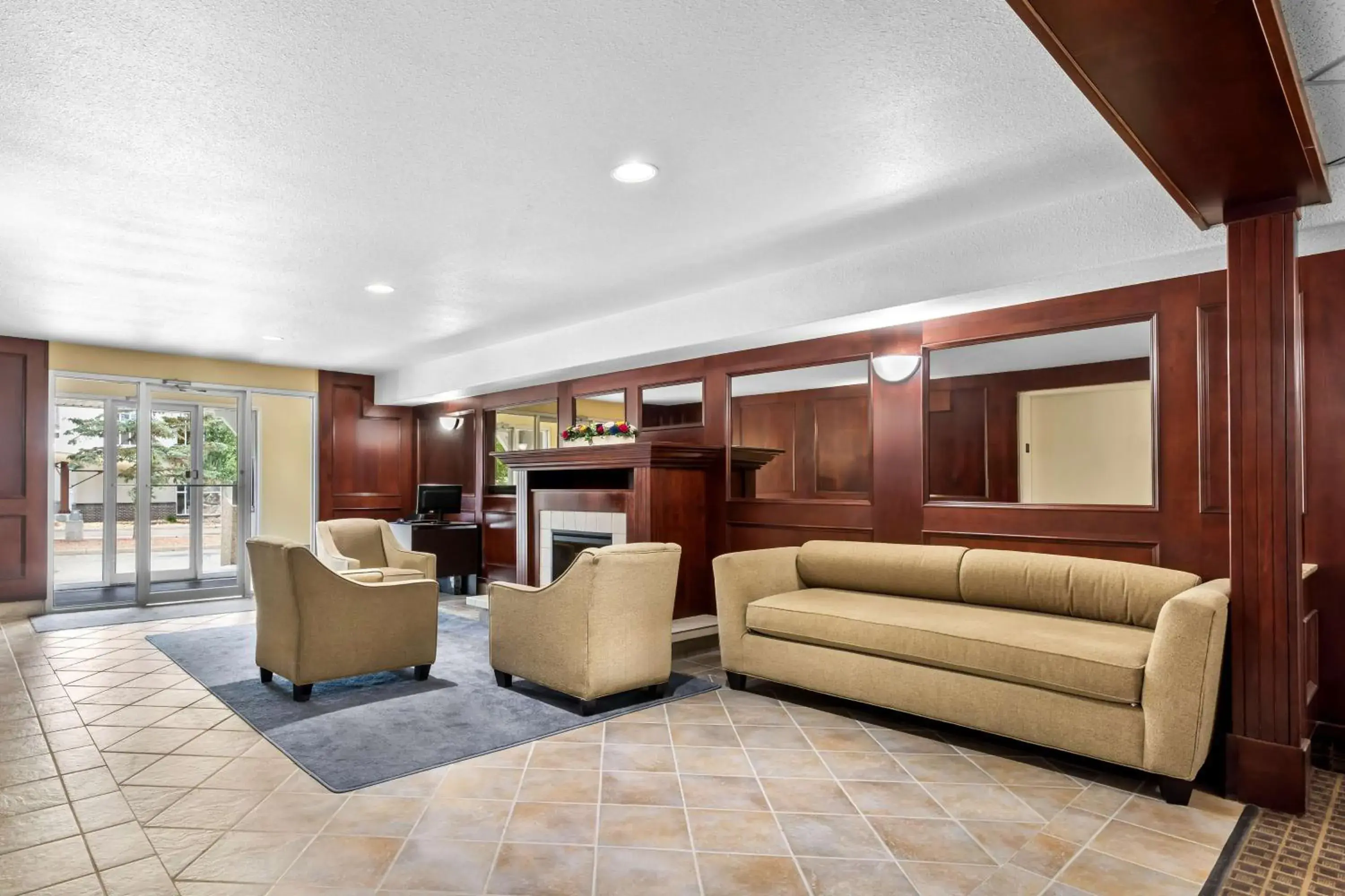 Property building in SureStay Plus Hotel by Best Western Drumheller Property building in SureStay Plus Hotel by Best Western Drumheller