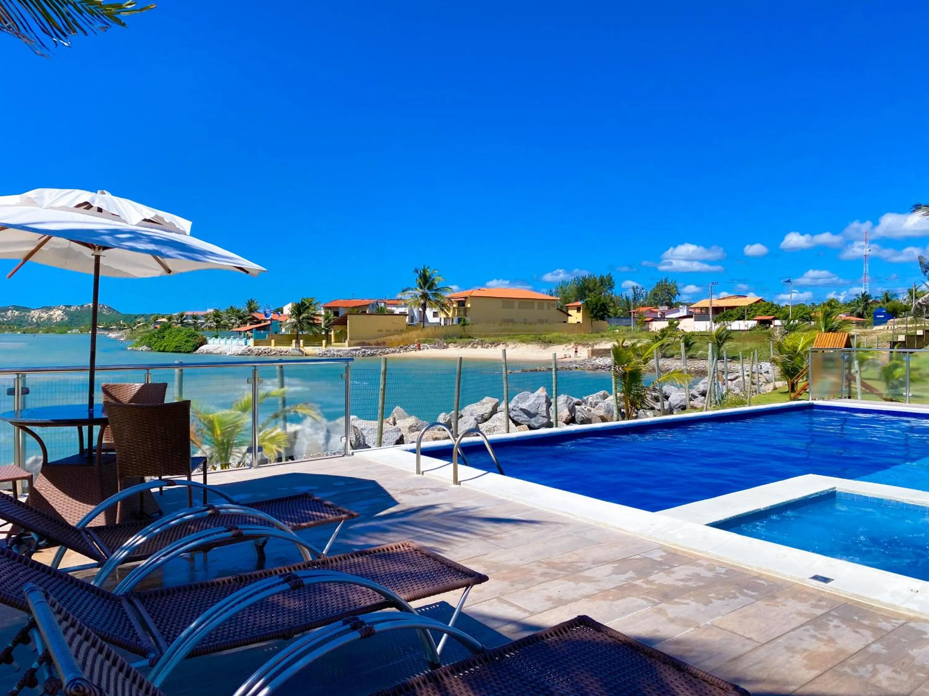 Pool view in Jangadeiro Praia Hotel Resort - Parque Aquático e Pé na Areia