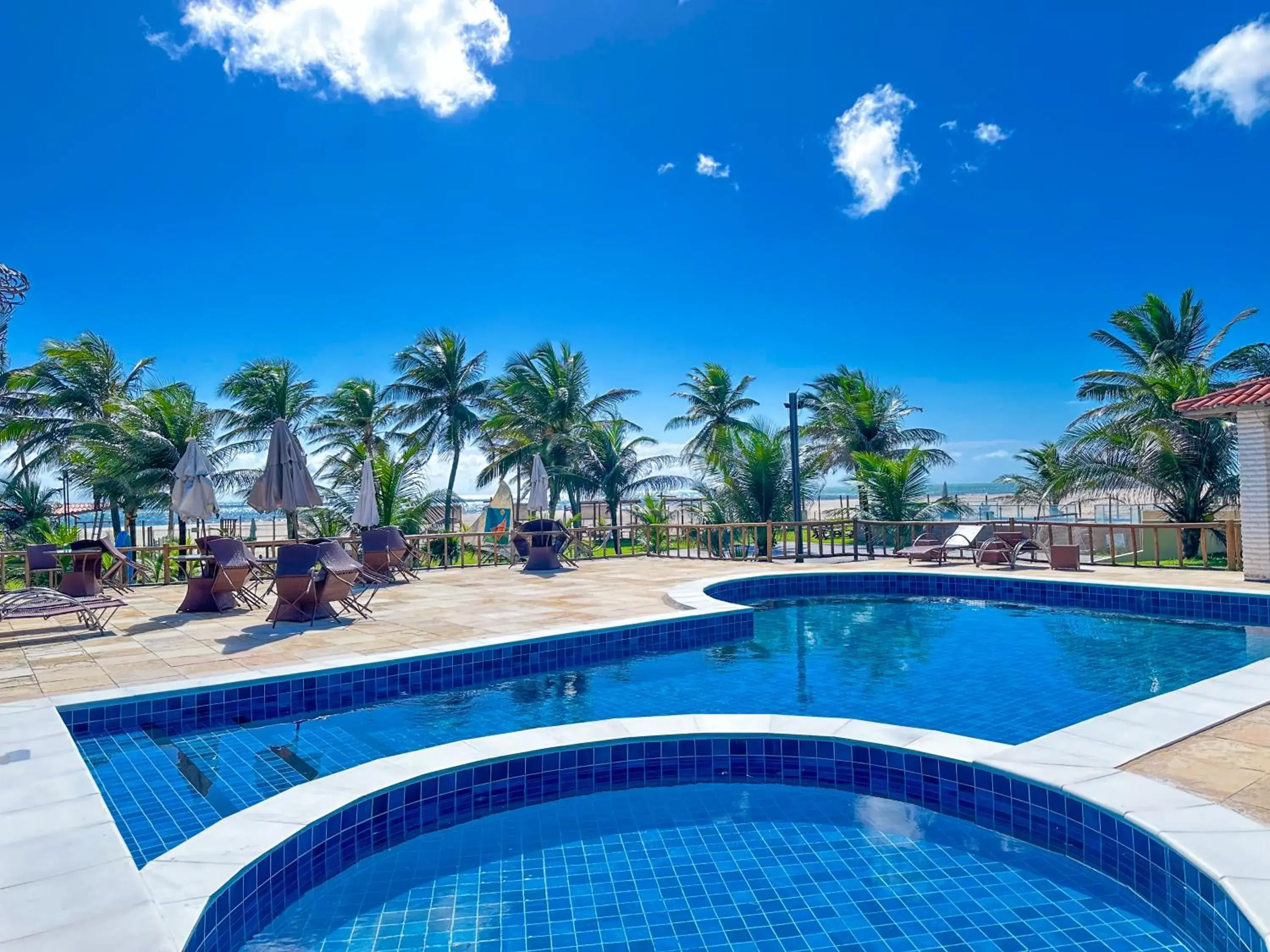 Pool view in Jangadeiro Praia Hotel Resort - Parque Aquático e Pé na Areia Pool view in Jangadeiro Praia Hotel Resort - Parque Aquático e Pé na Areia