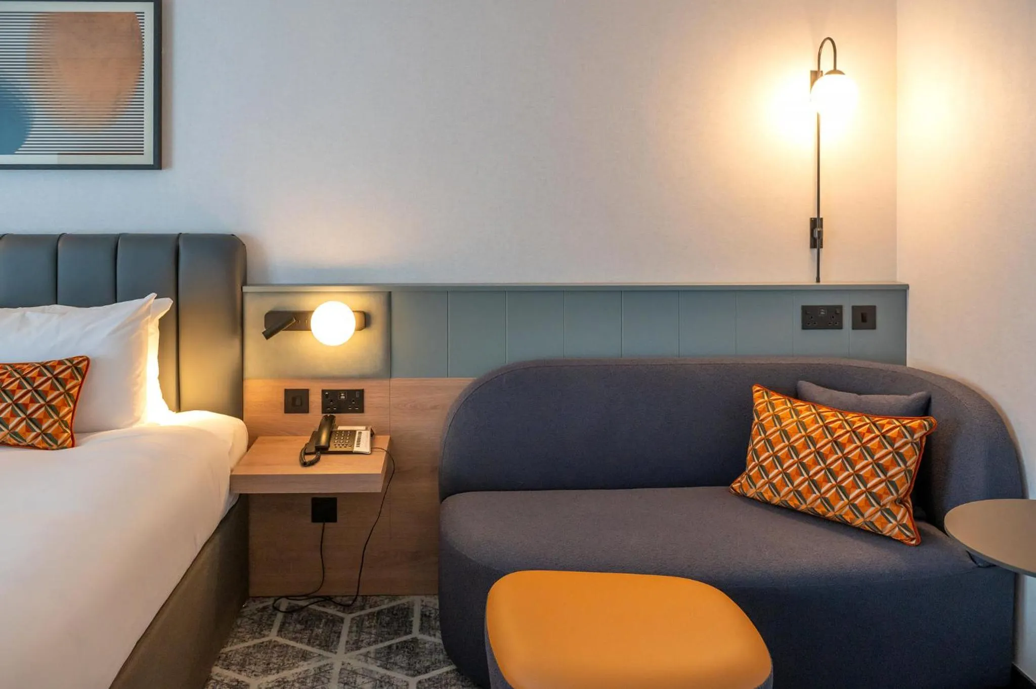 Photo of the whole room in Crowne Plaza Birmingham City by IHG