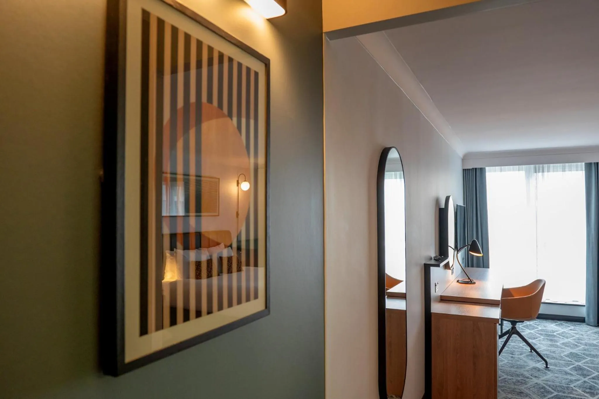 Photo of the whole room in Crowne Plaza Birmingham City by IHG