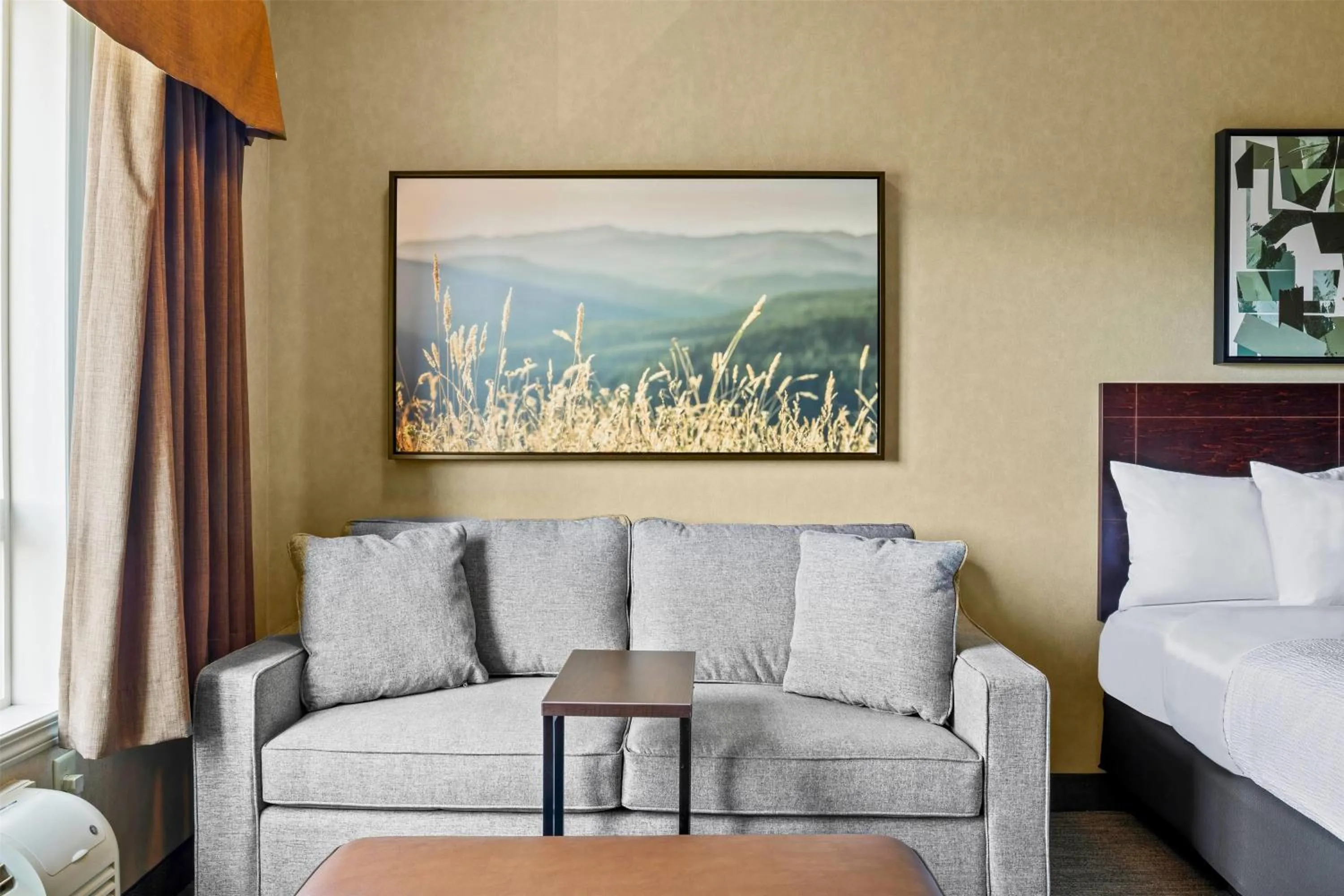 Photo of the whole room, Bed in Ramada by Wyndham Drumheller Hotel & Suites