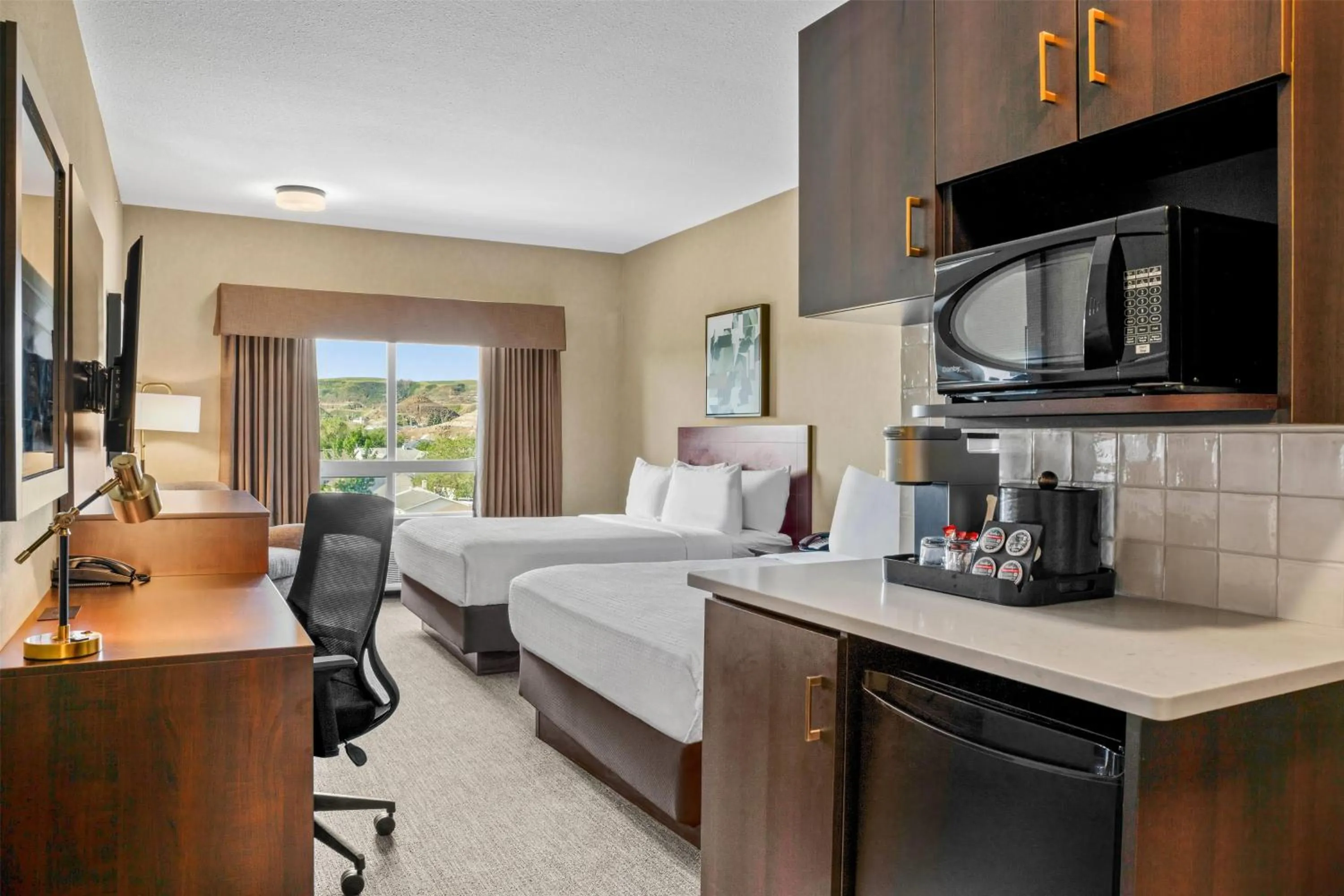 Photo of the whole room, Bed in Ramada by Wyndham Drumheller Hotel & Suites