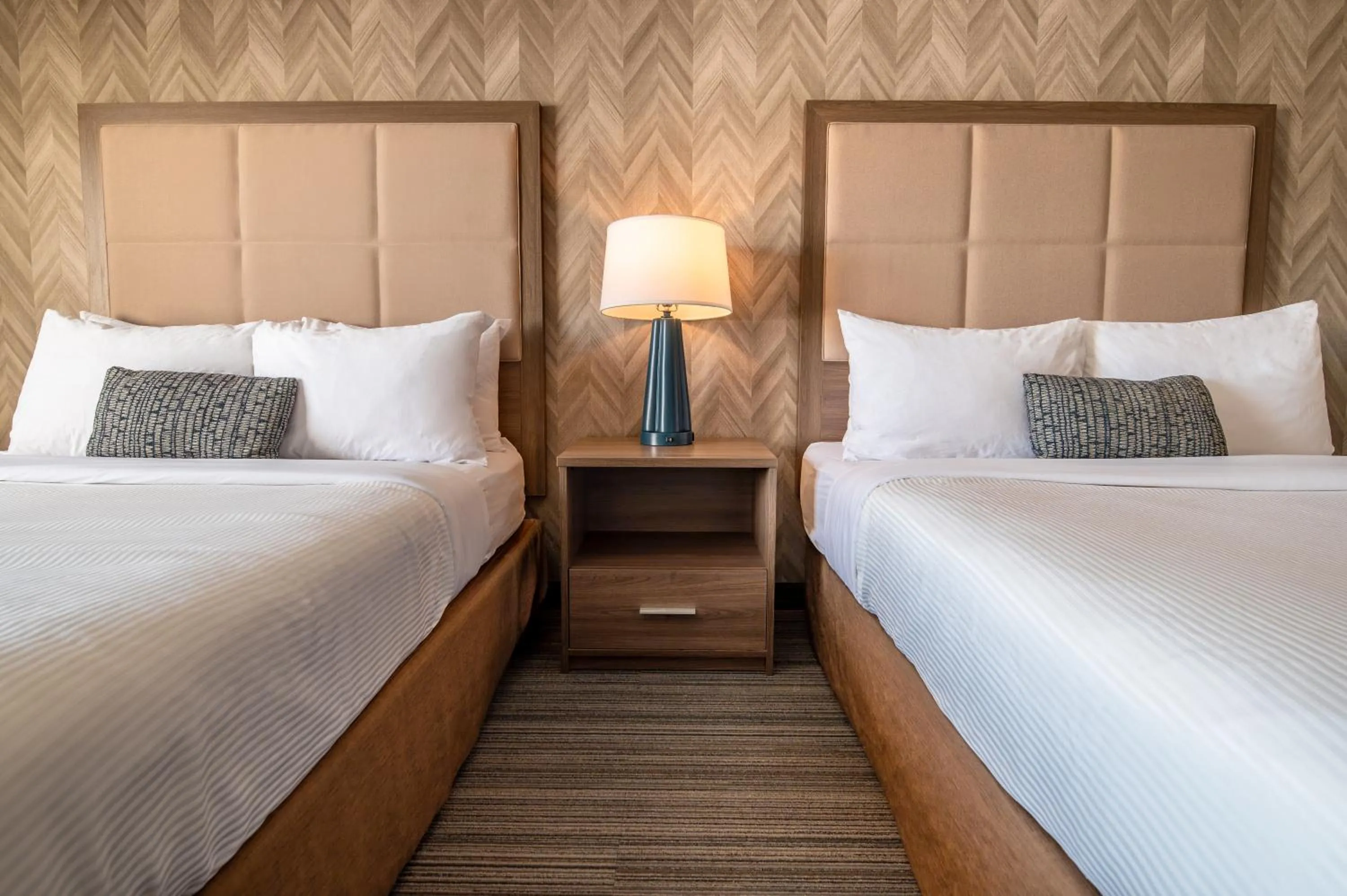 Bed in Canalta Airdrie