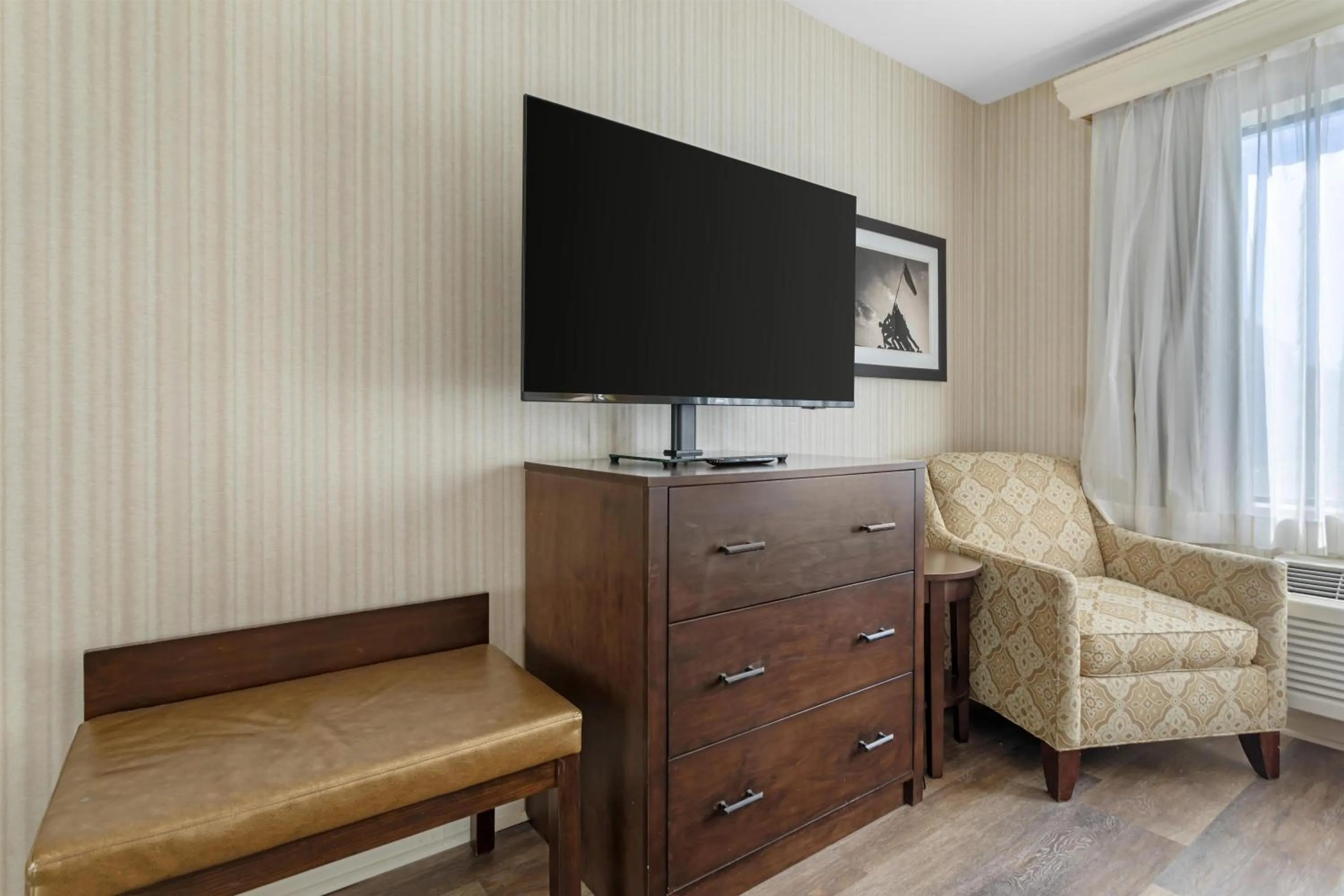 Bedroom in Best Western Plus Big America