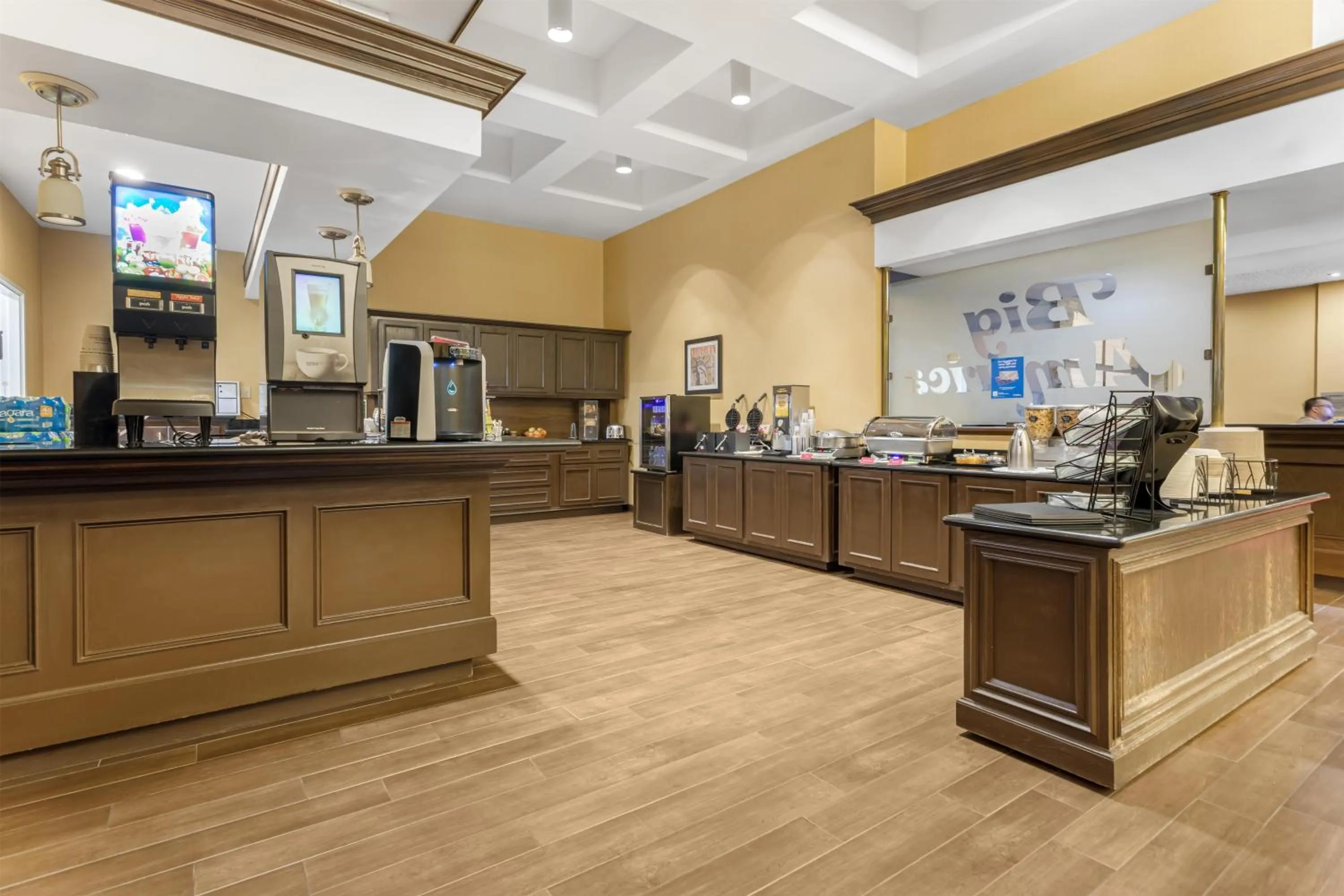 Breakfast in Best Western Plus Big America