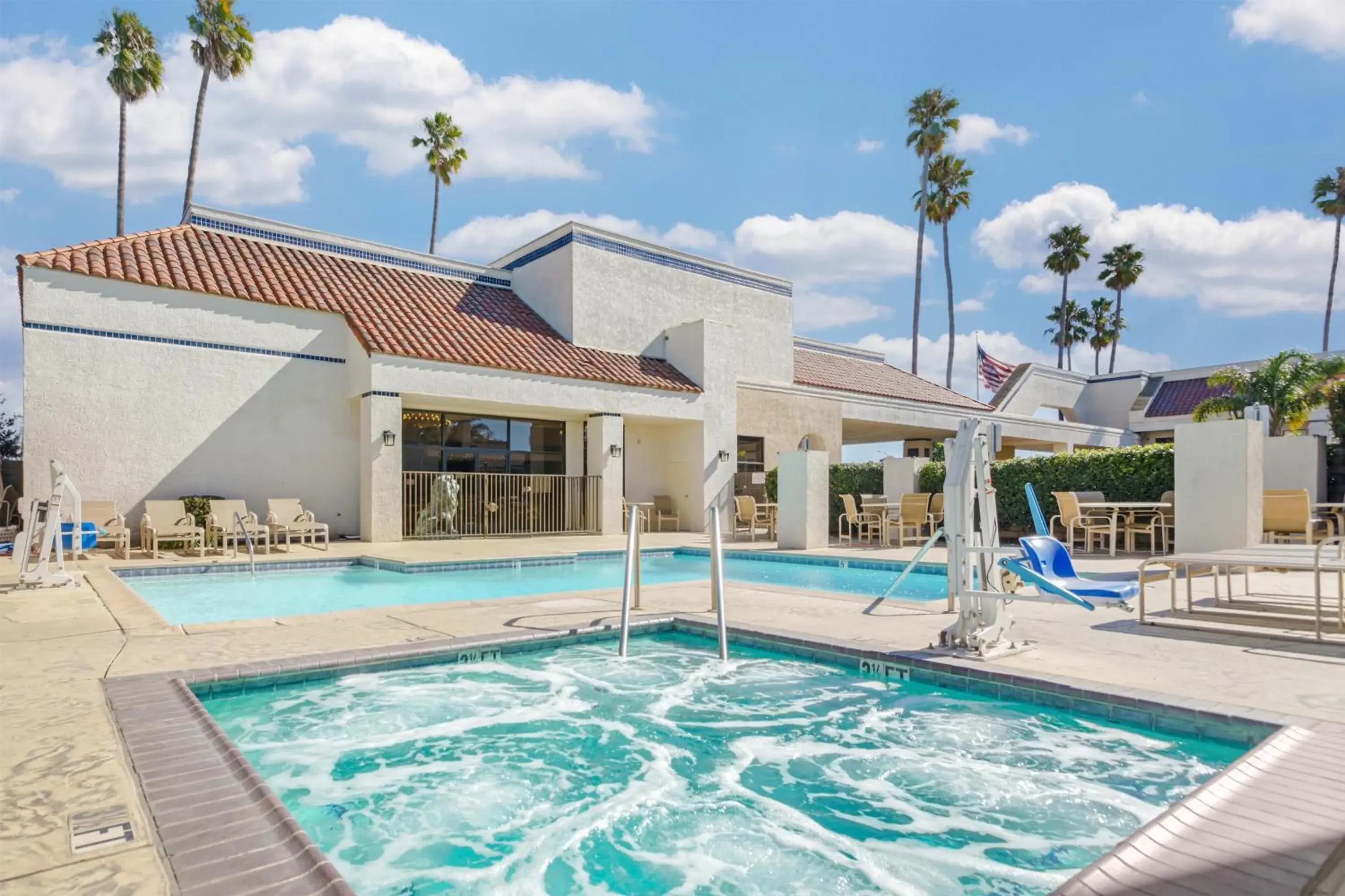Pool view in Best Western Plus Big America Pool view in Best Western Plus Big America