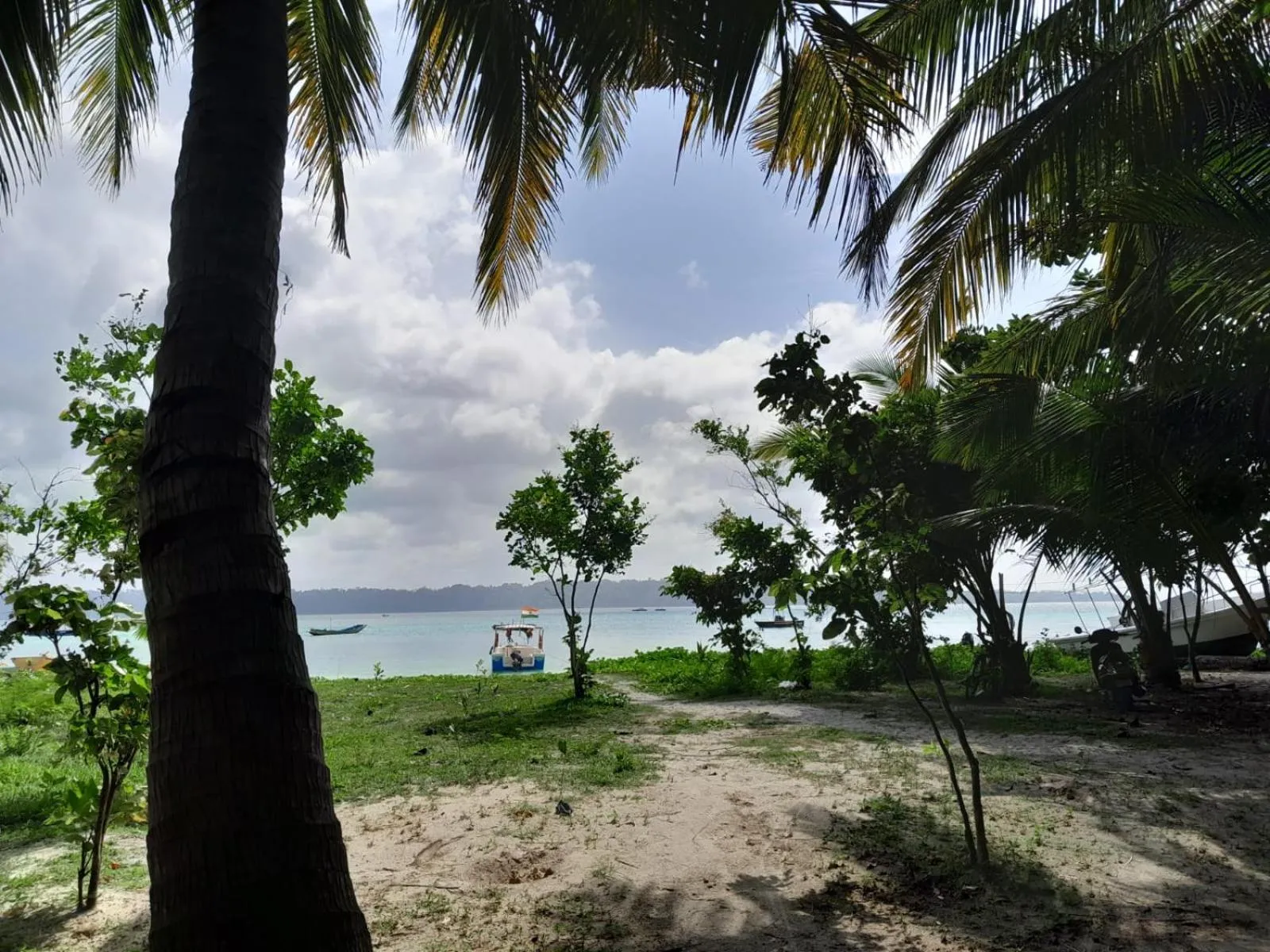 Crossbill Beach Resort