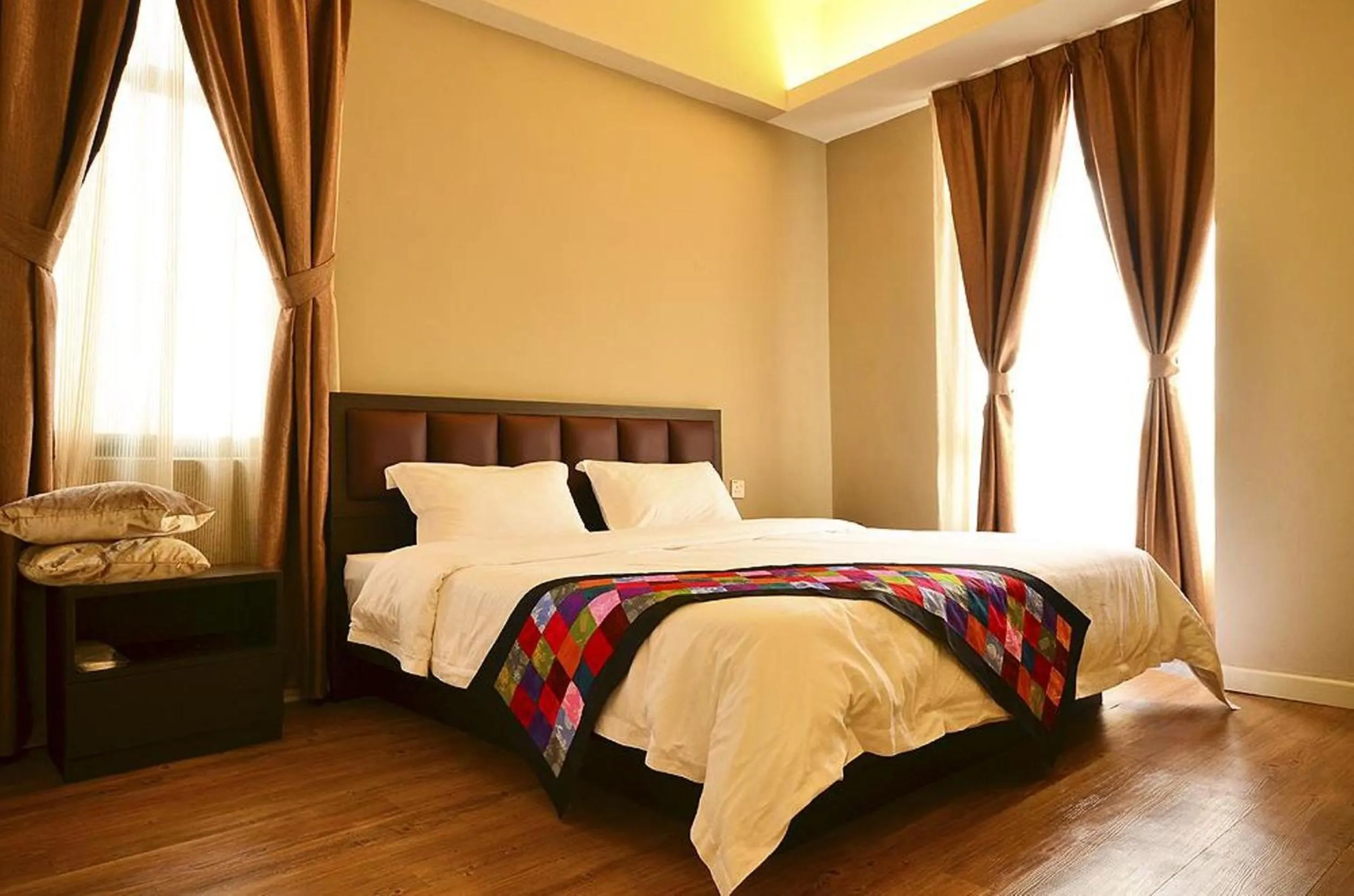 Photo of the whole room, Bed in Jetty Suites Apartments