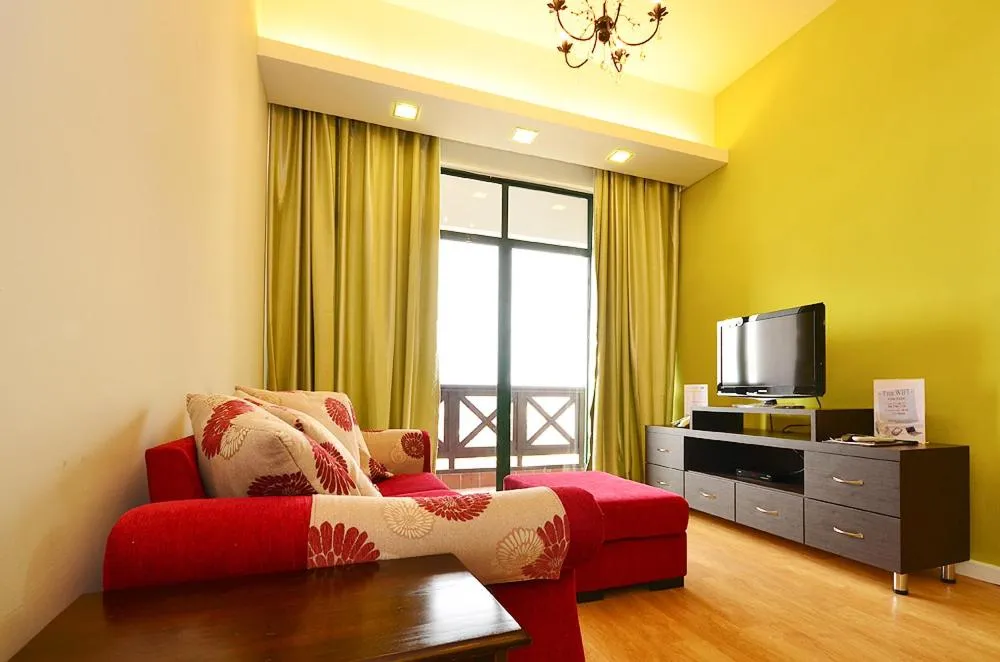 TV and multimedia in Jetty Suites Apartments