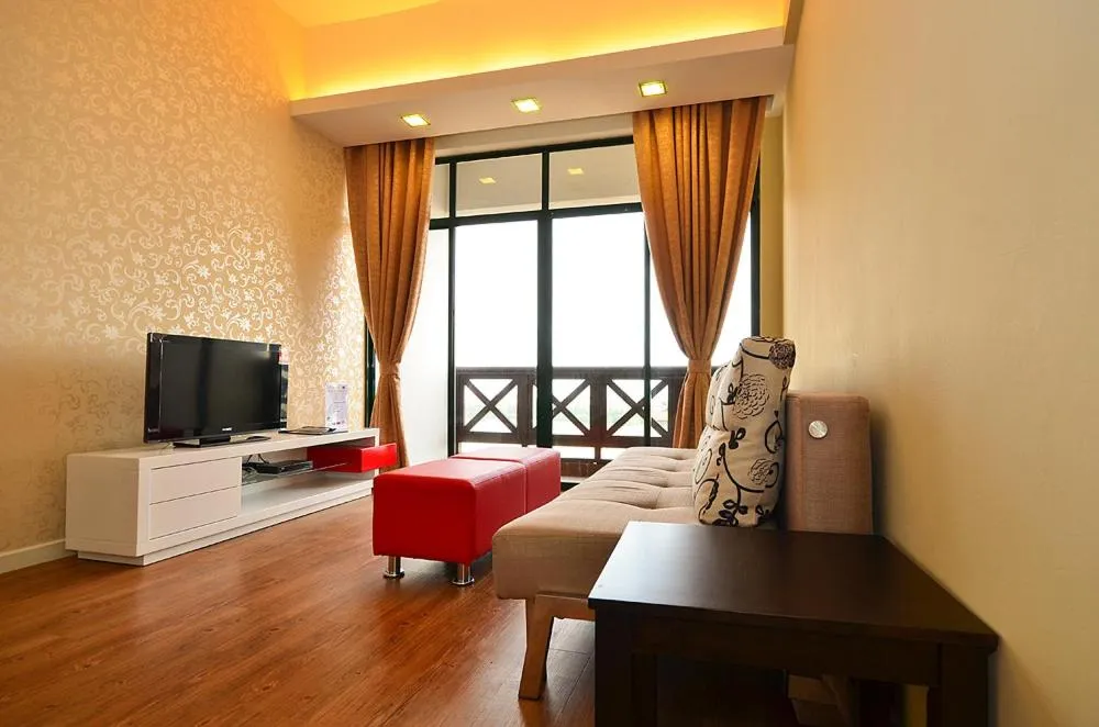 TV and multimedia in Jetty Suites Apartments