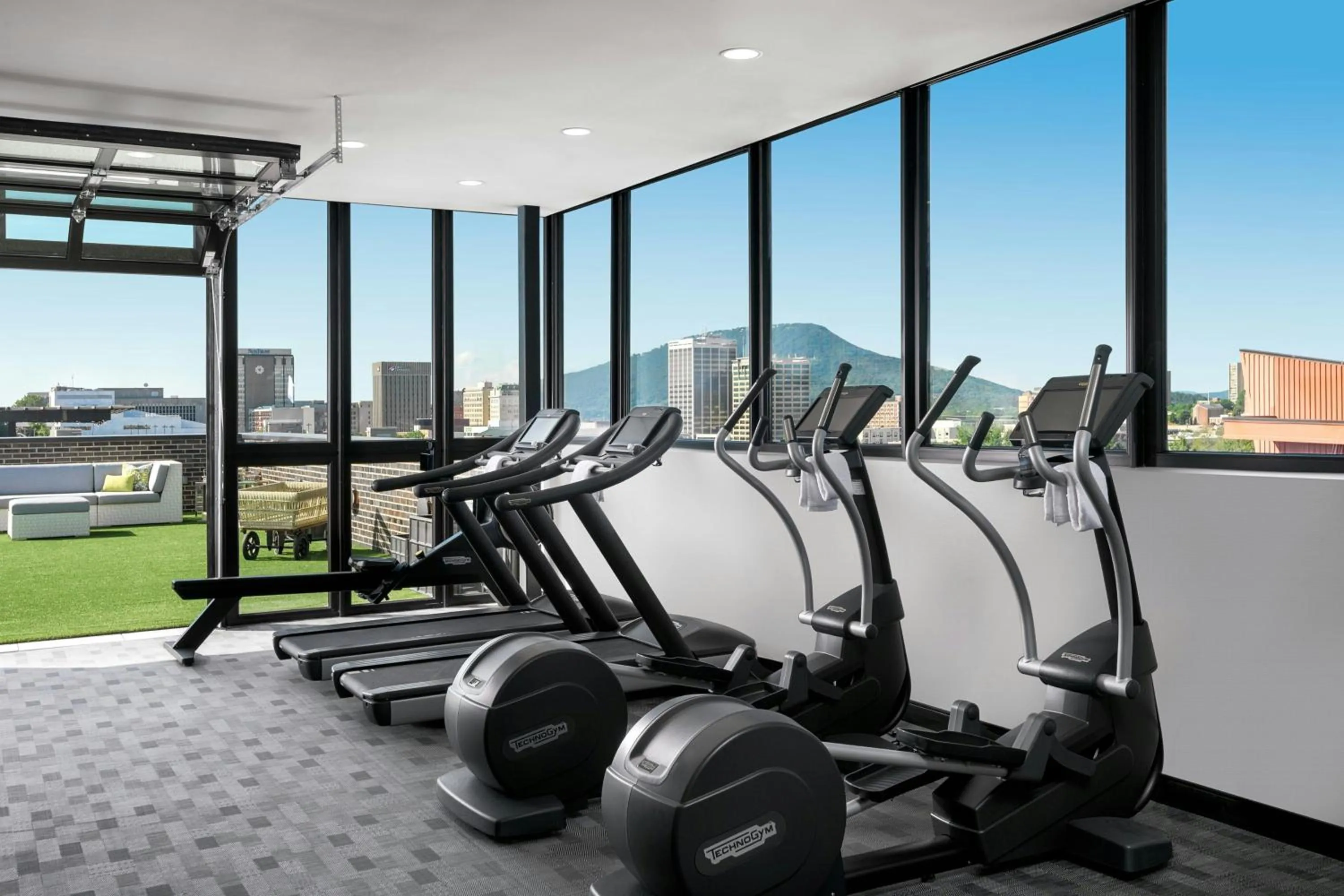 Fitness centre/facilities in The Edwin Hotel, Autograph Collection