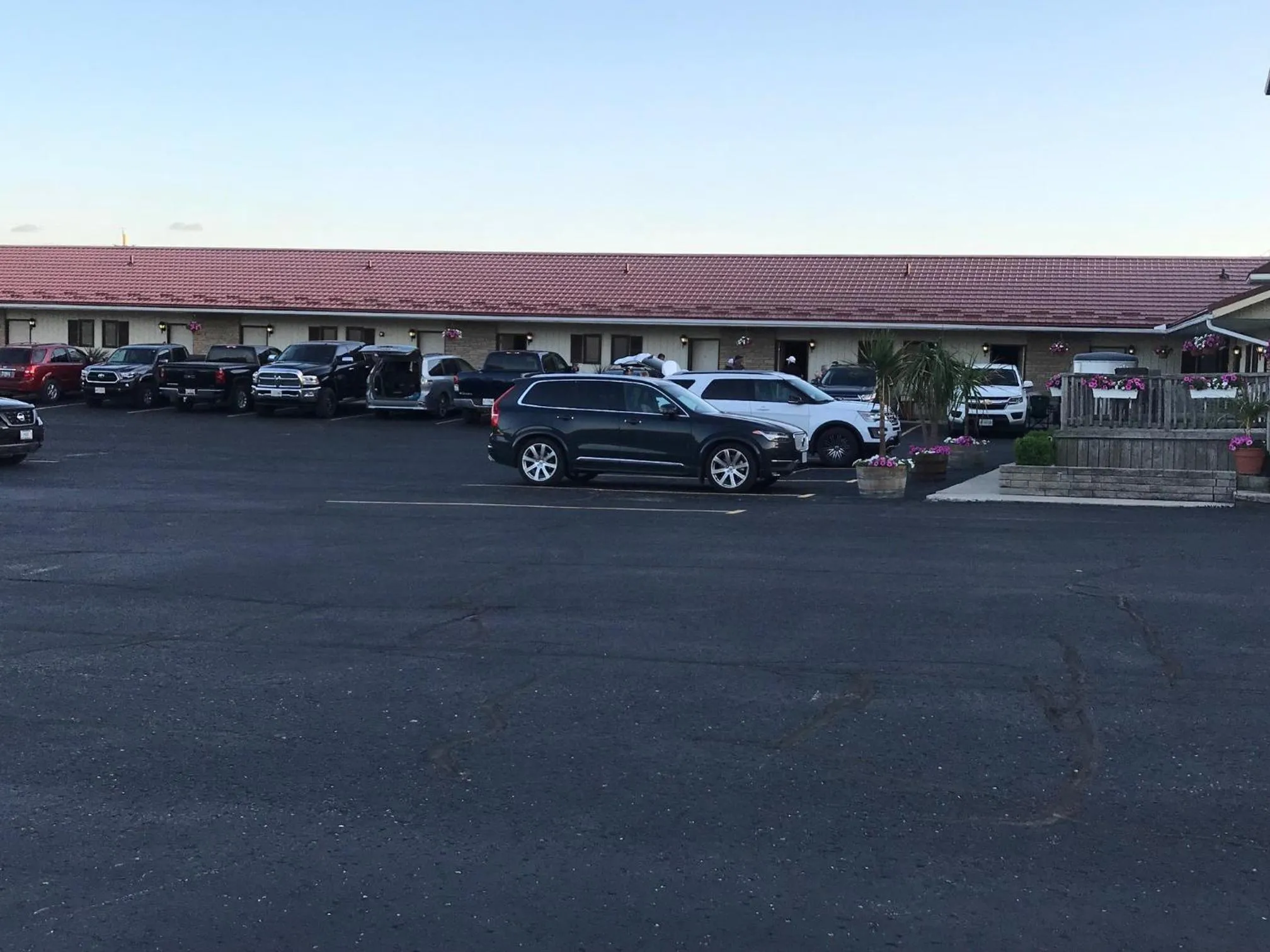 Parking in Country Inn Listowel