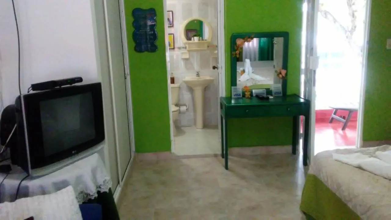 Photo of the whole room, Bed in Posada Nativa Licy