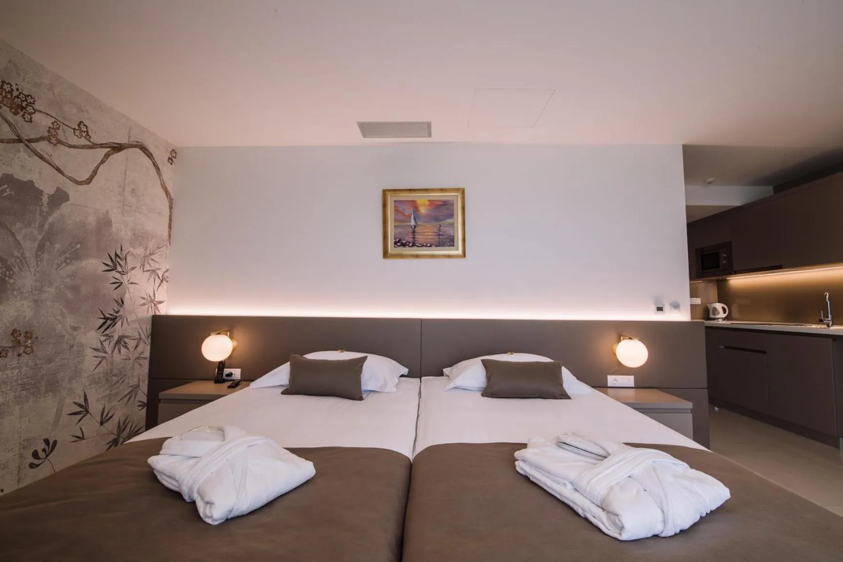 Bed in Aparthotel Joel