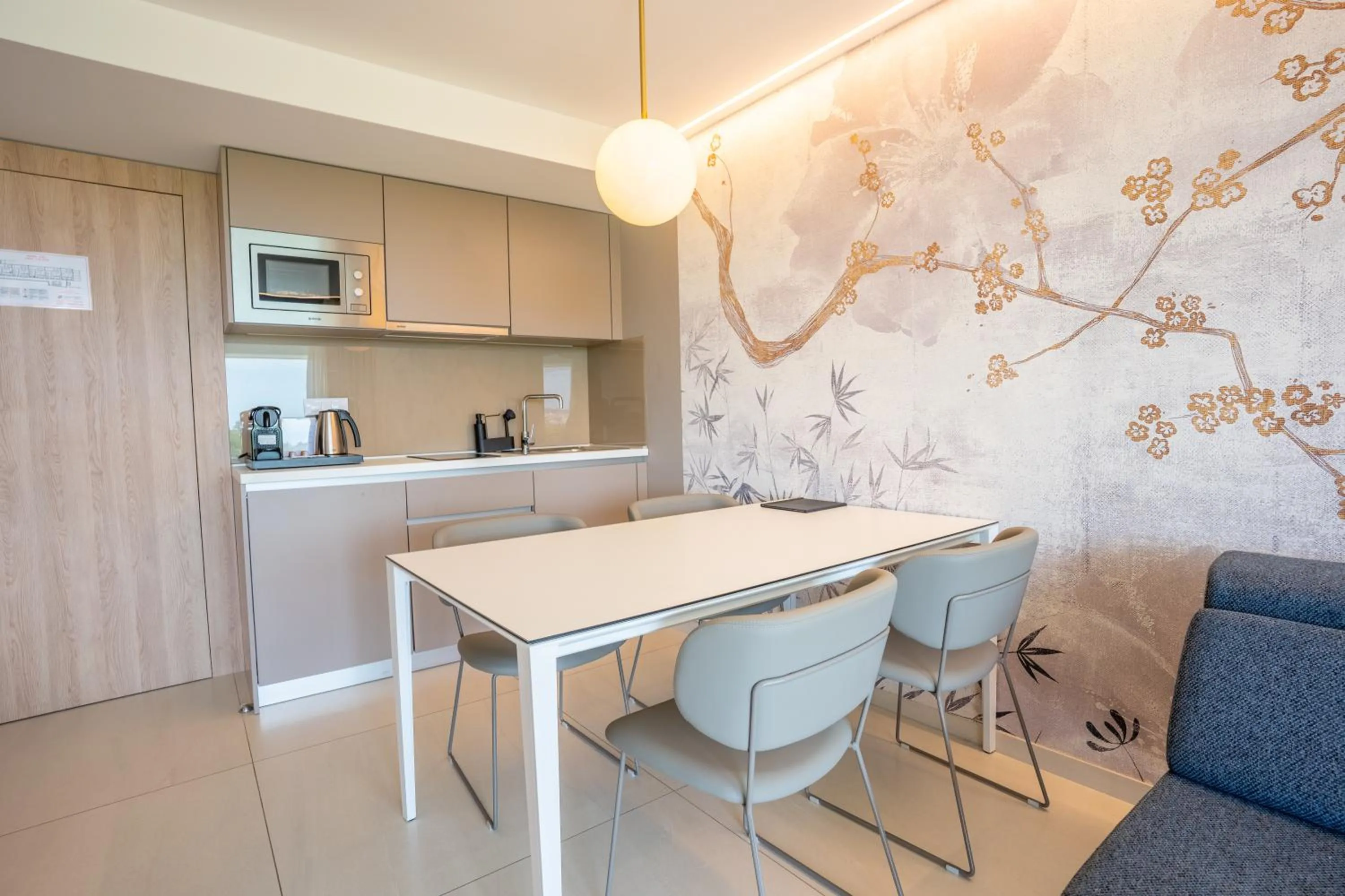 Kitchen or kitchenette in Aparthotel Joel