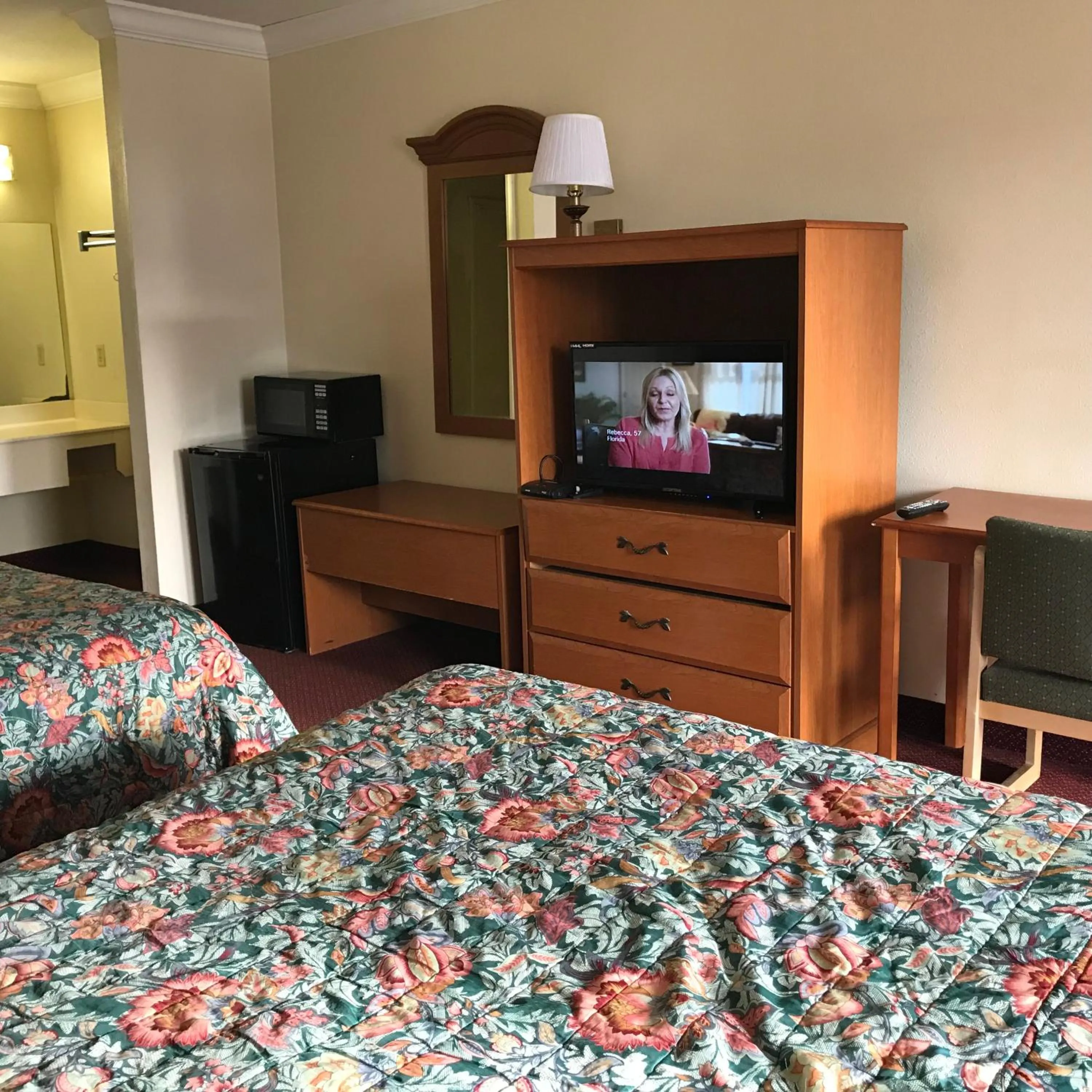 Bed in Bayfront Inn Biloxi