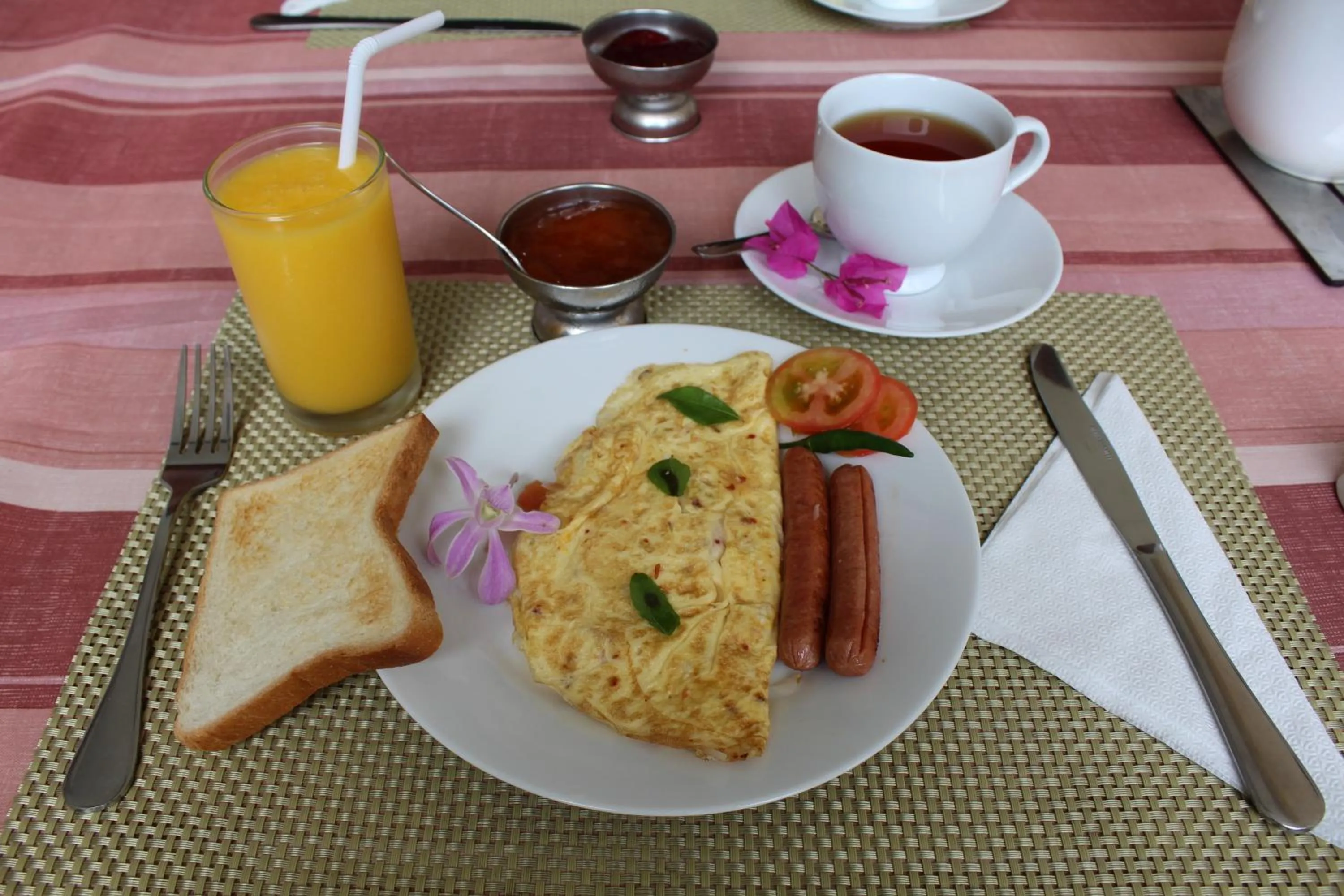 Continental breakfast in Villa Tara