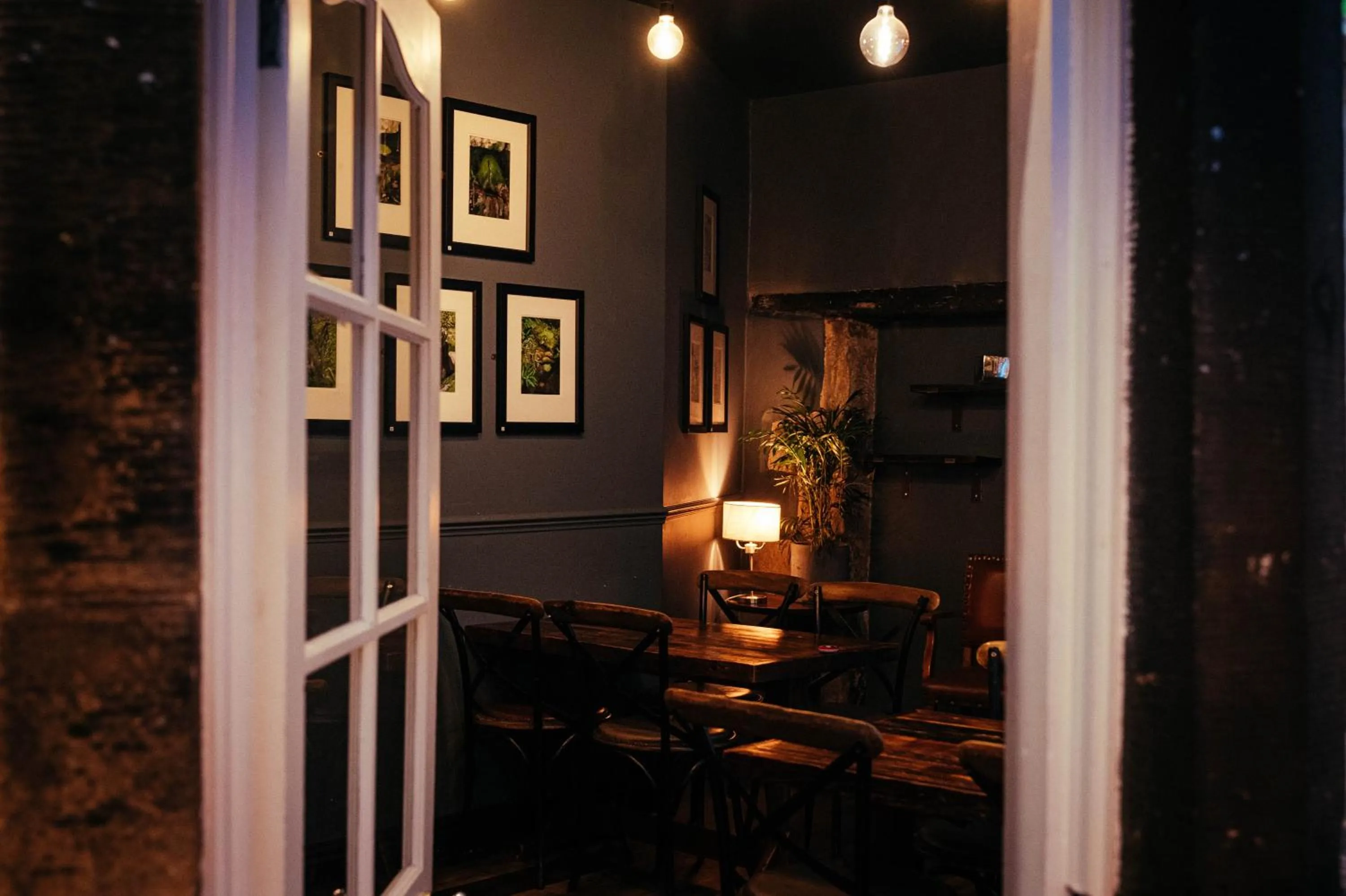 Property building in The Sun Hotel & Bar