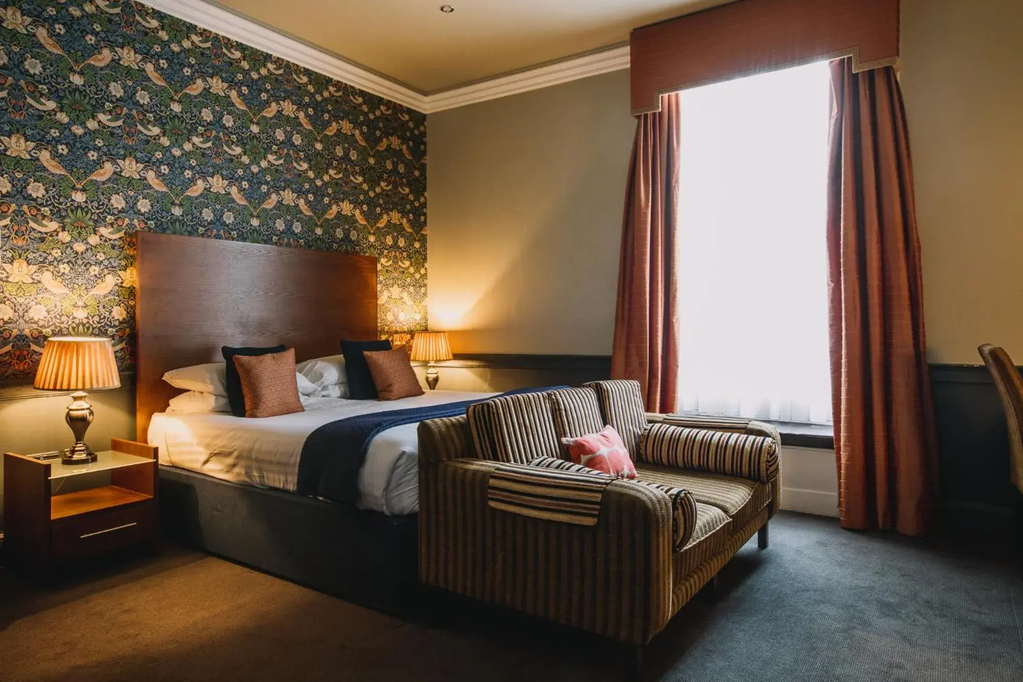 Luxury Double Room in The Sun Hotel & Bar Luxury Double Room in The Sun Hotel & Bar