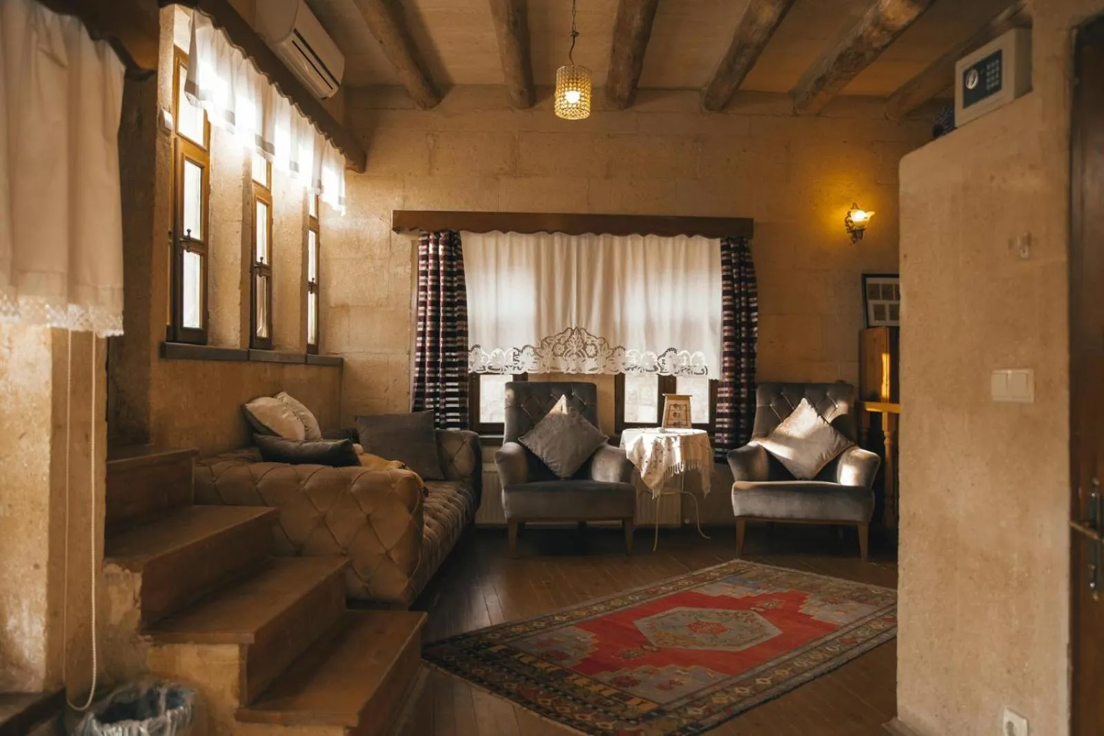 Photo of the whole room in Hotel Temenni Evi