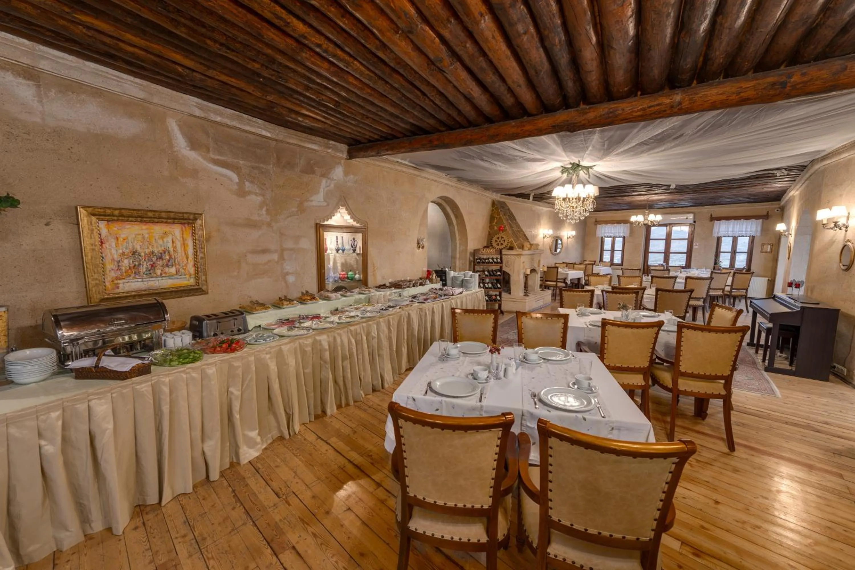 Restaurant/places to eat in Hotel Temenni Evi