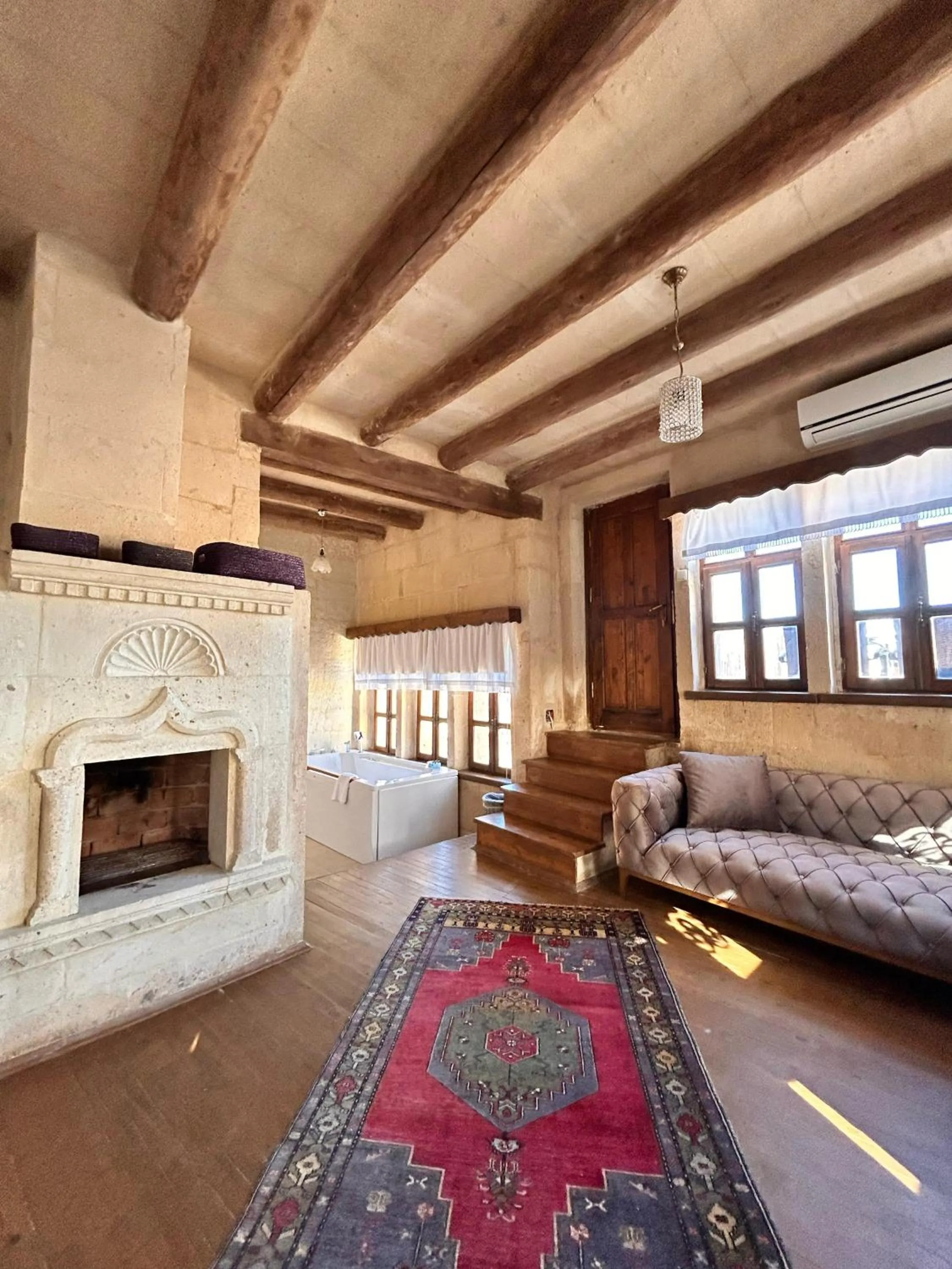 flat iron in Hotel Temenni Evi