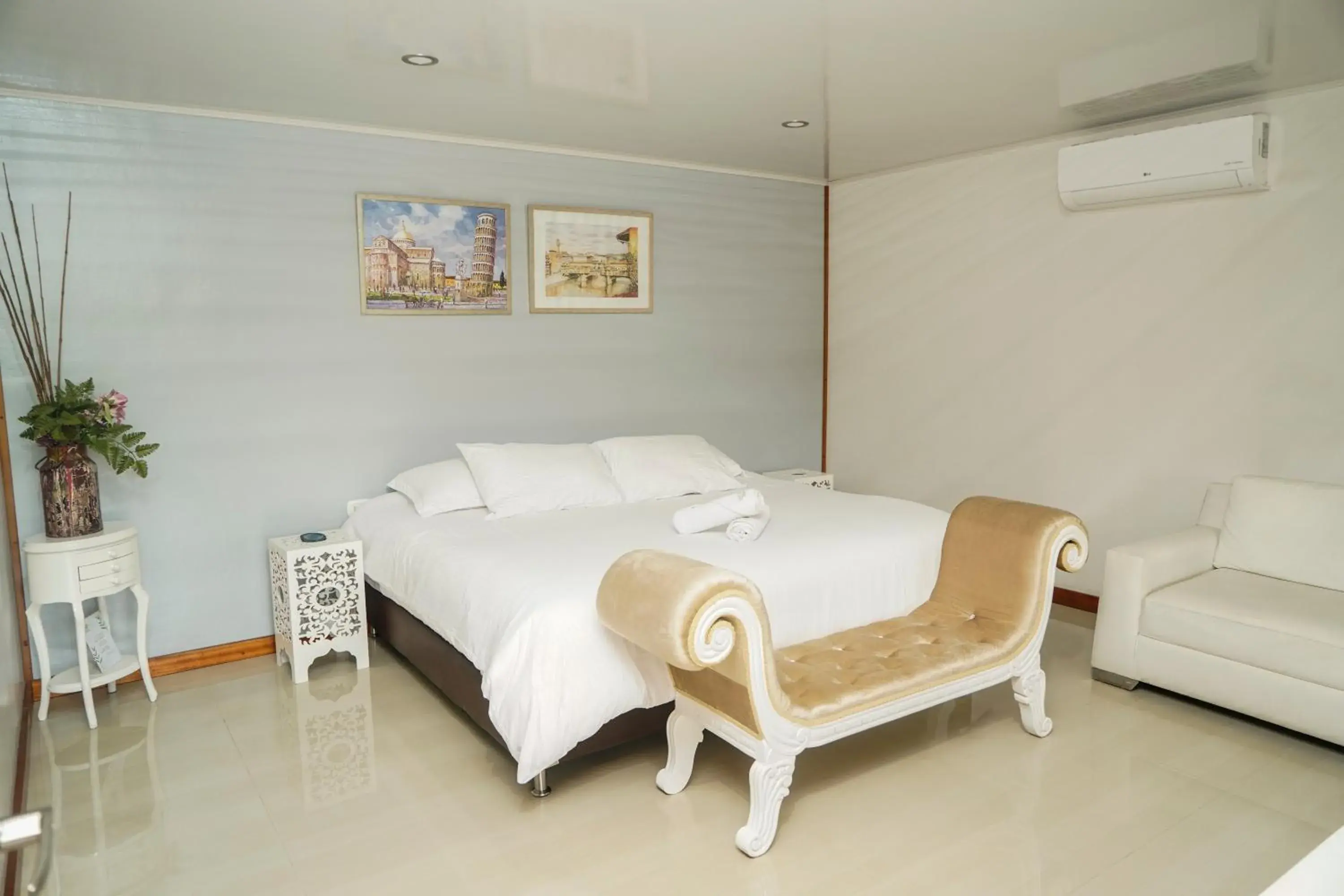 King Room in Finca Hotel Yerbabuena King Room in Finca Hotel Yerbabuena