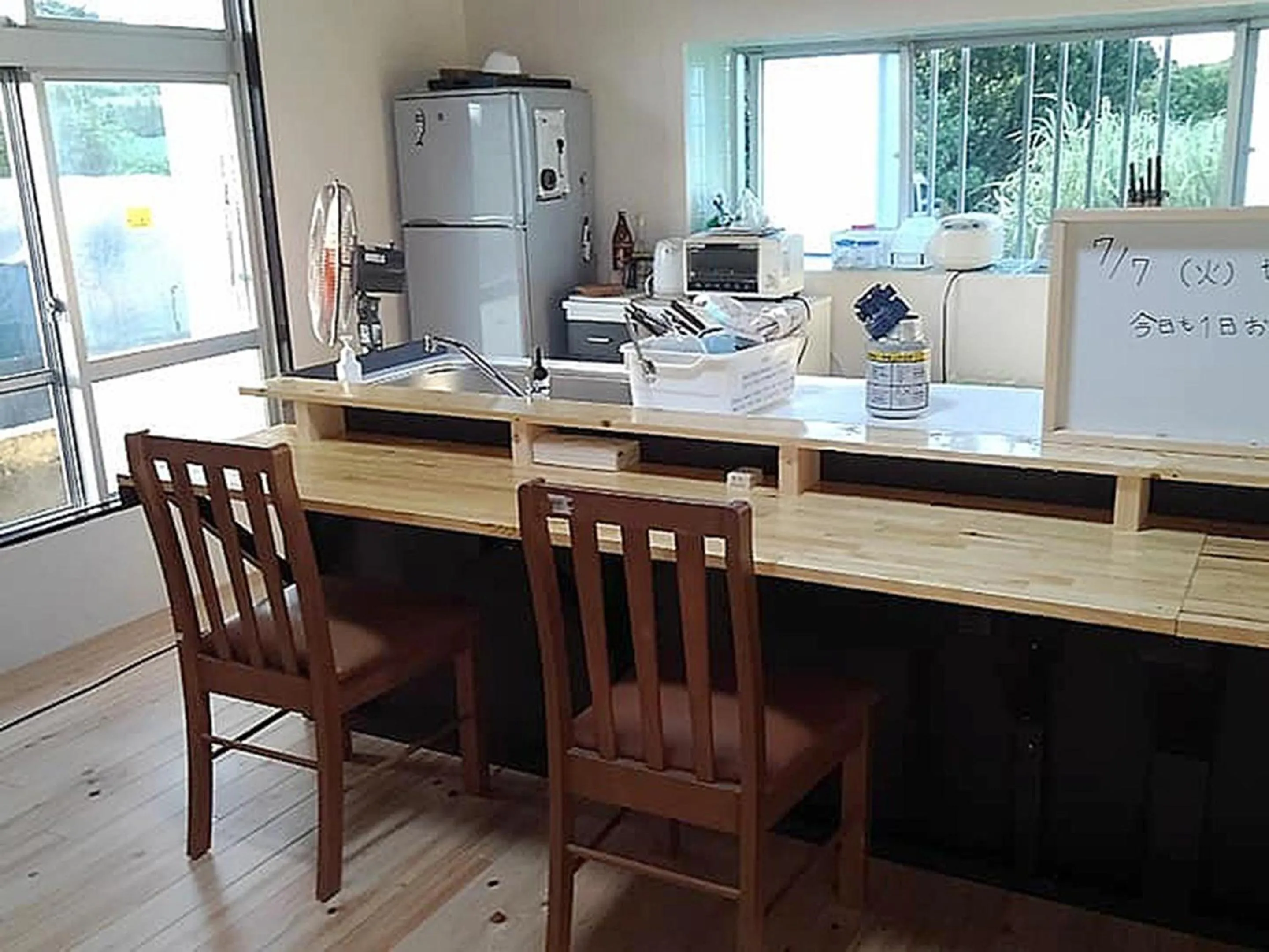 Communal kitchen in Guest House Miyakojima
