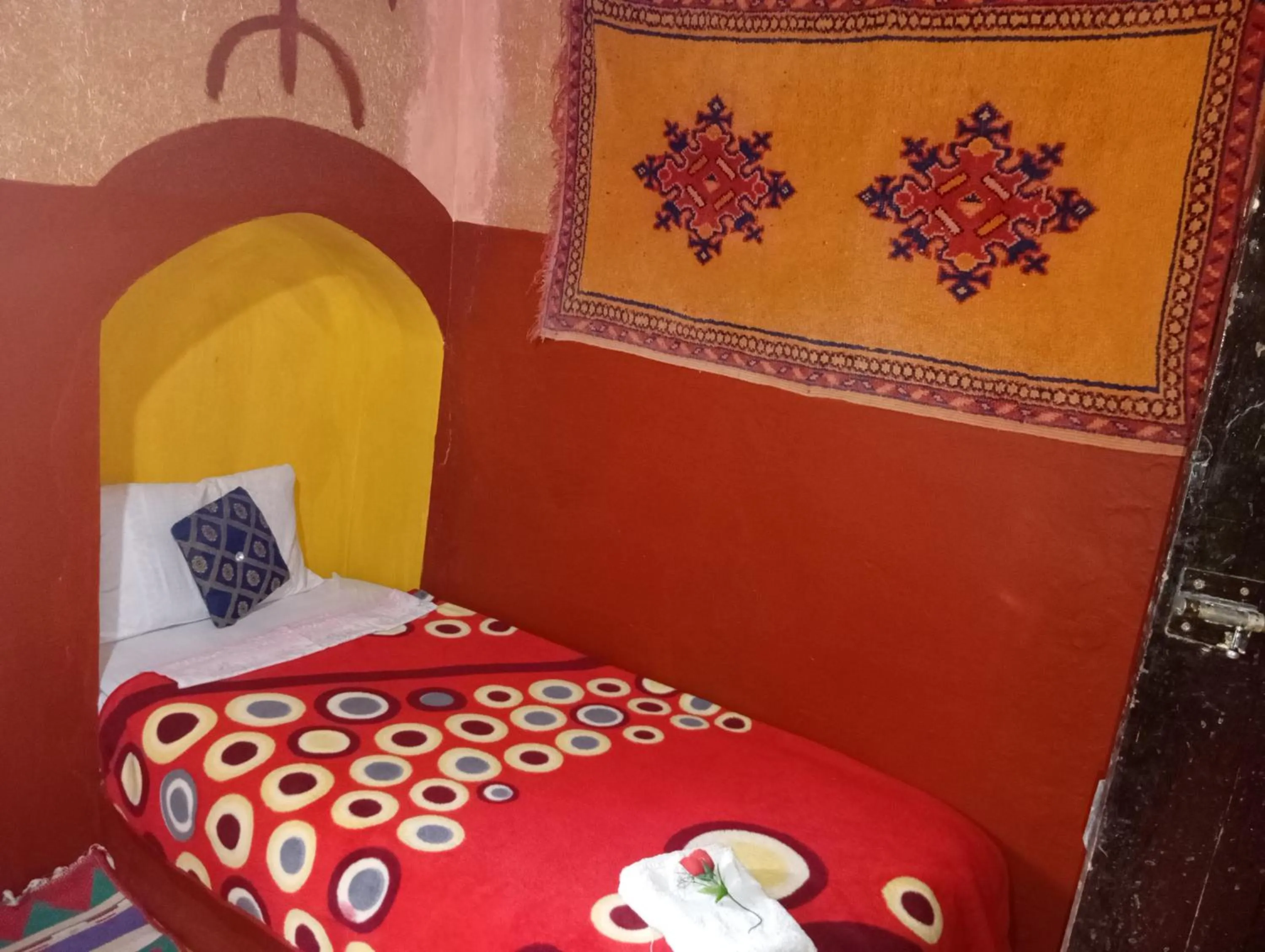 Bedroom, Bed in Kasbah tifaoute ait Ben haddou
