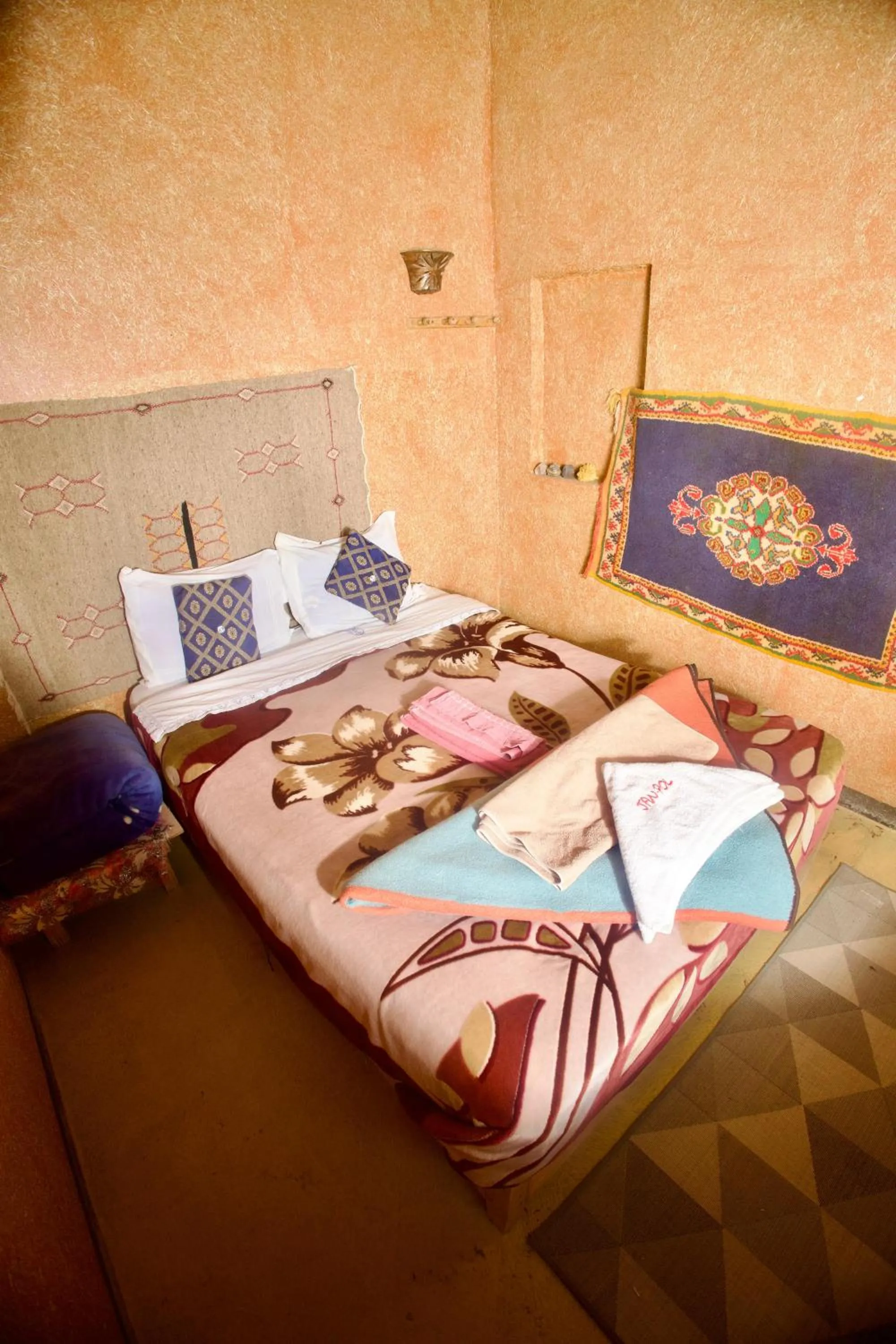 Bedroom, Bed in Kasbah tifaoute ait Ben haddou