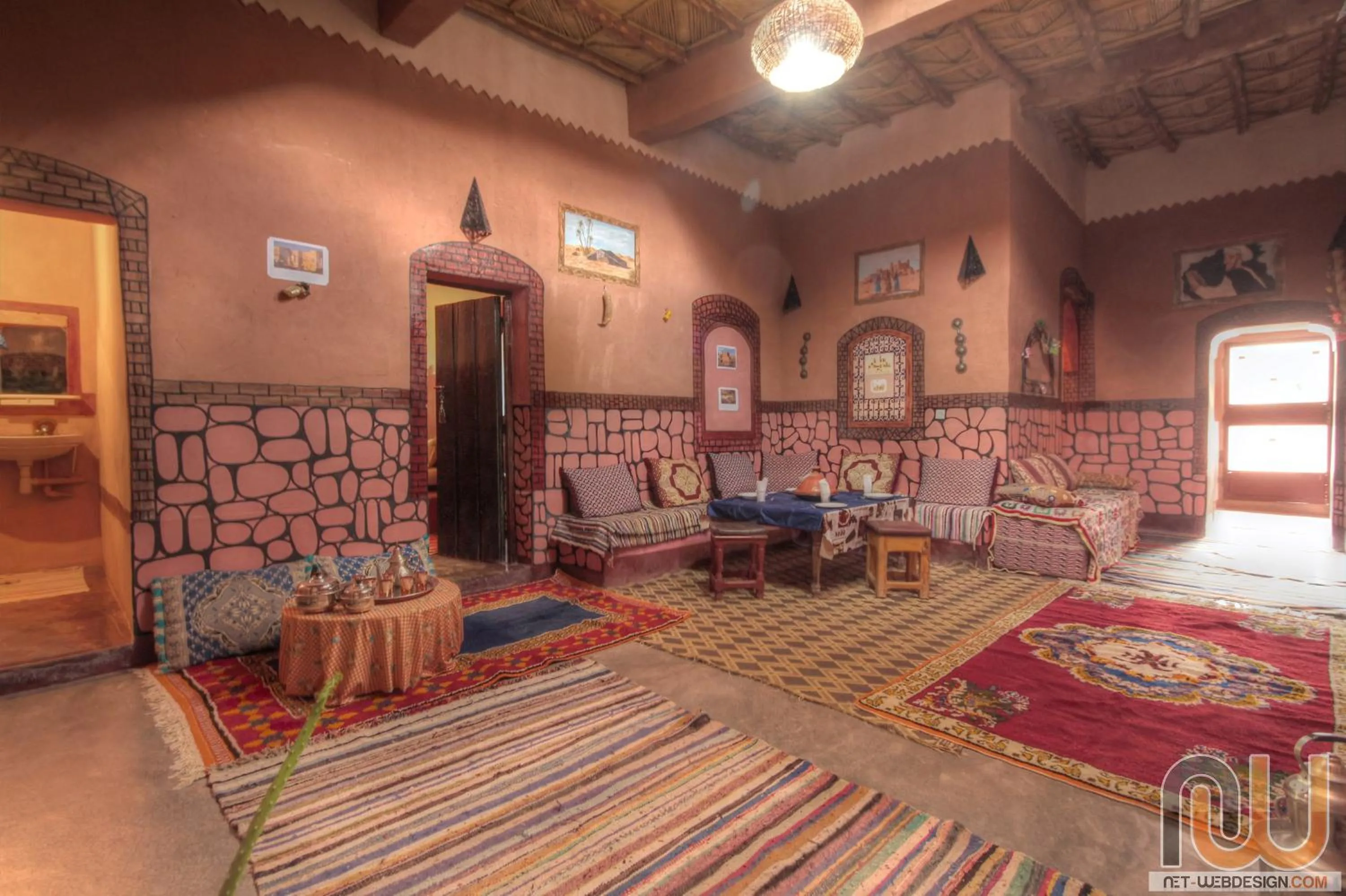 Living room, Bed in Kasbah tifaoute ait Ben haddou