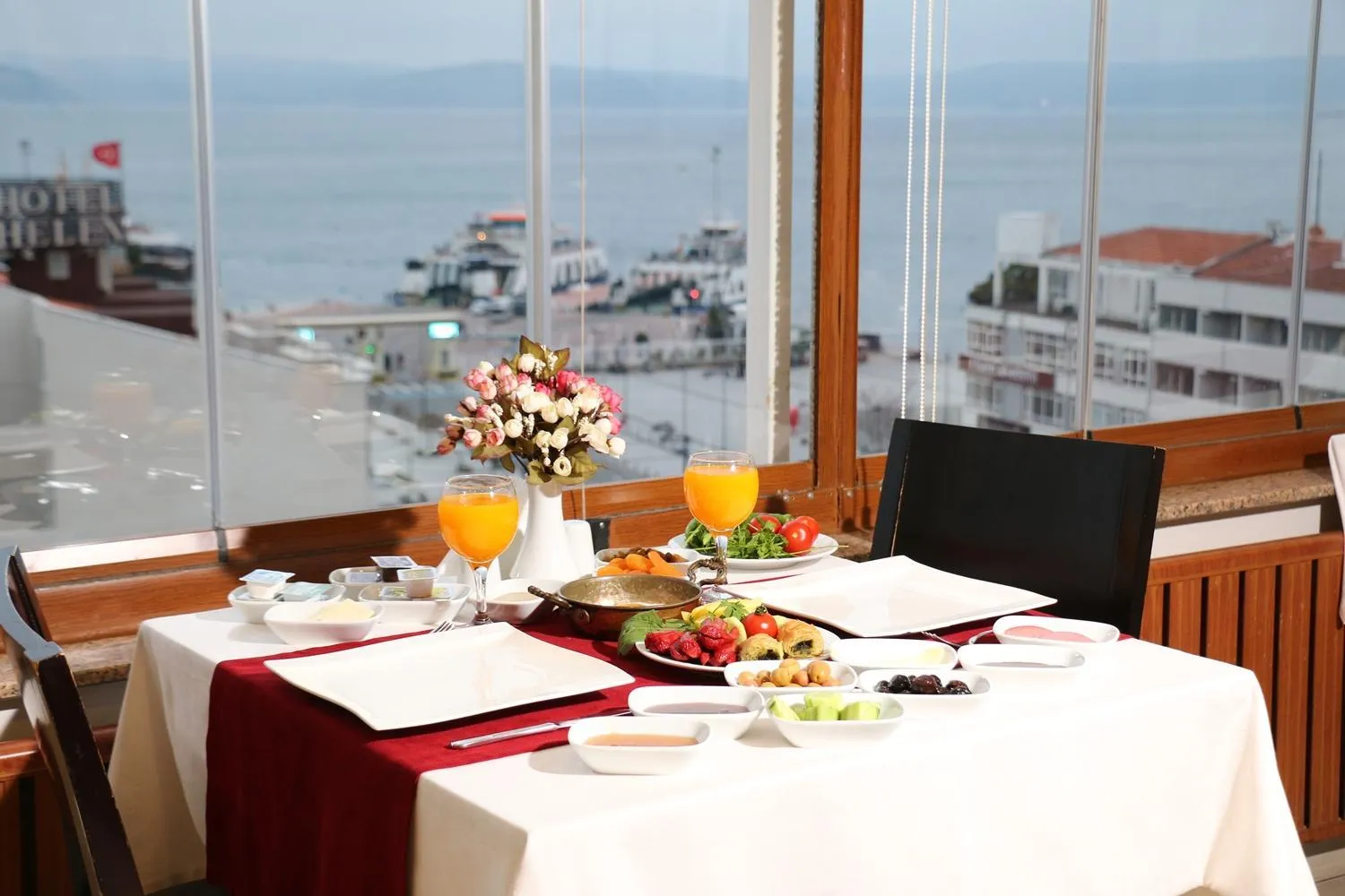 Food and drinks in Çanak Hotel