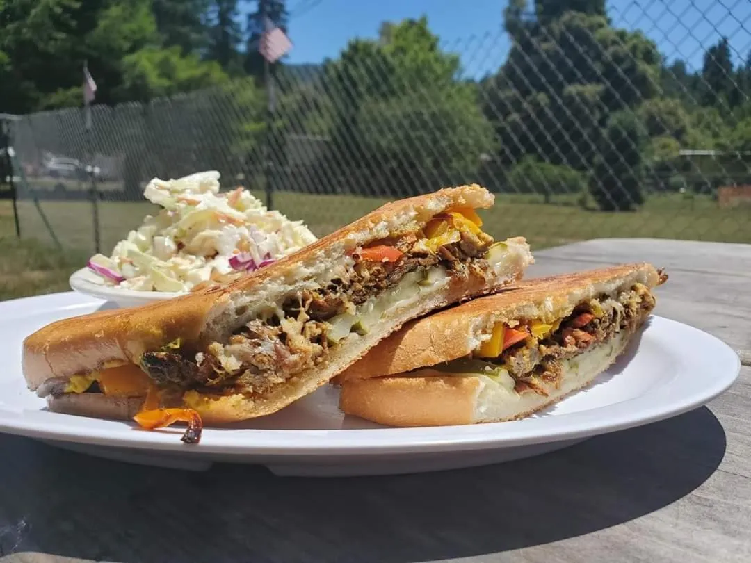 Restaurant/places to eat in Hiouchi Motel