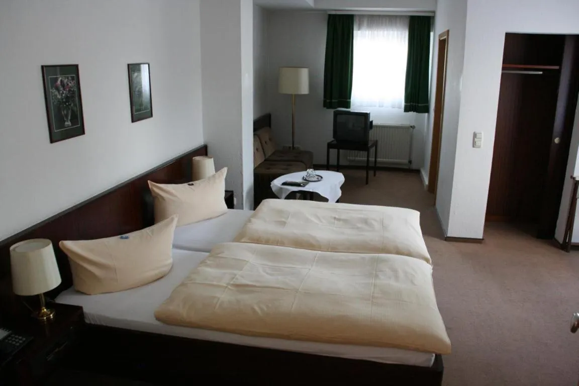Photo of the whole room, Bed in Hotel Diening