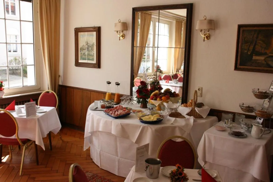 Restaurant/places to eat in Hotel Diening