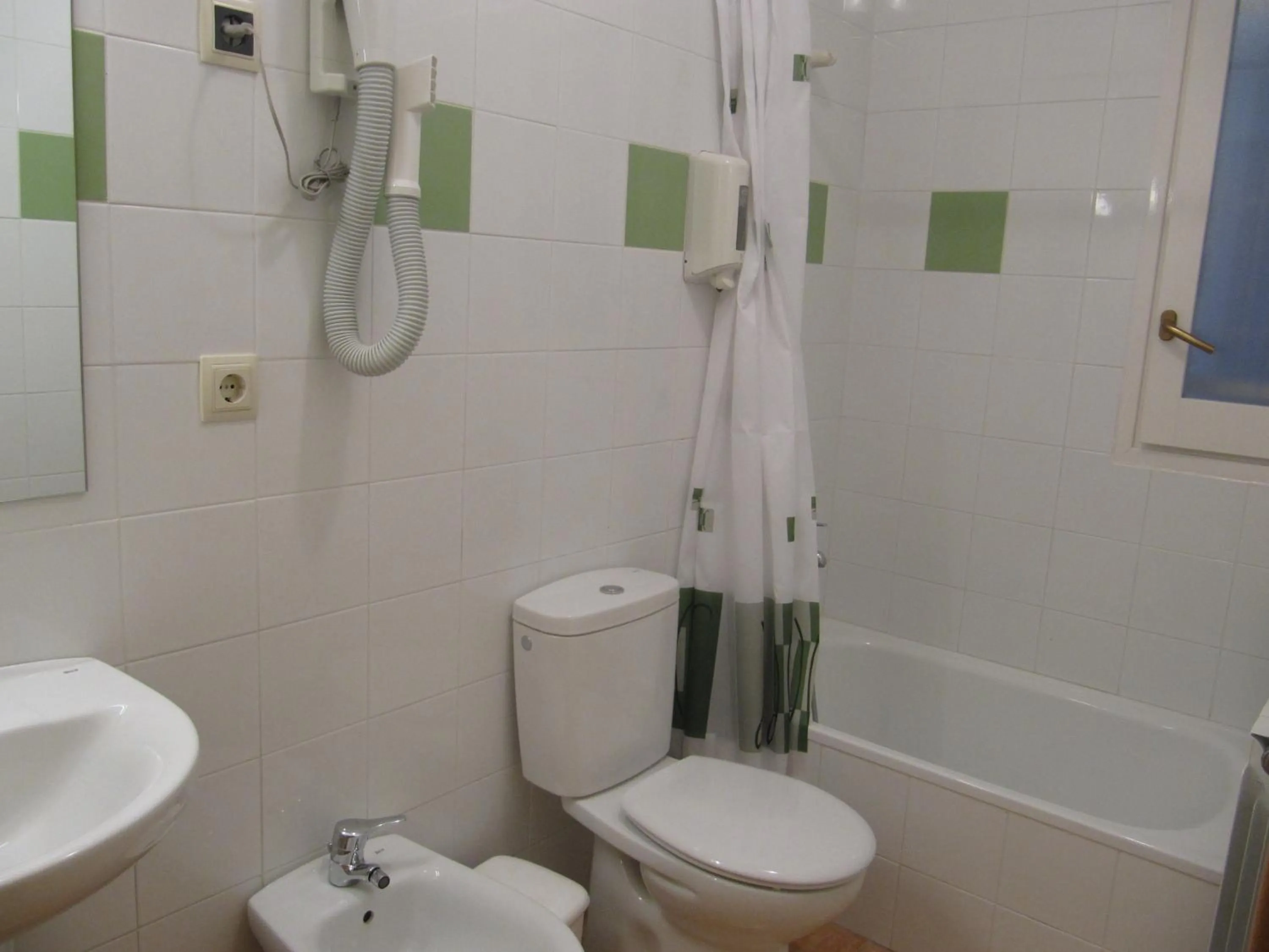 Single Room - single occupancy in Hostal La Vila
