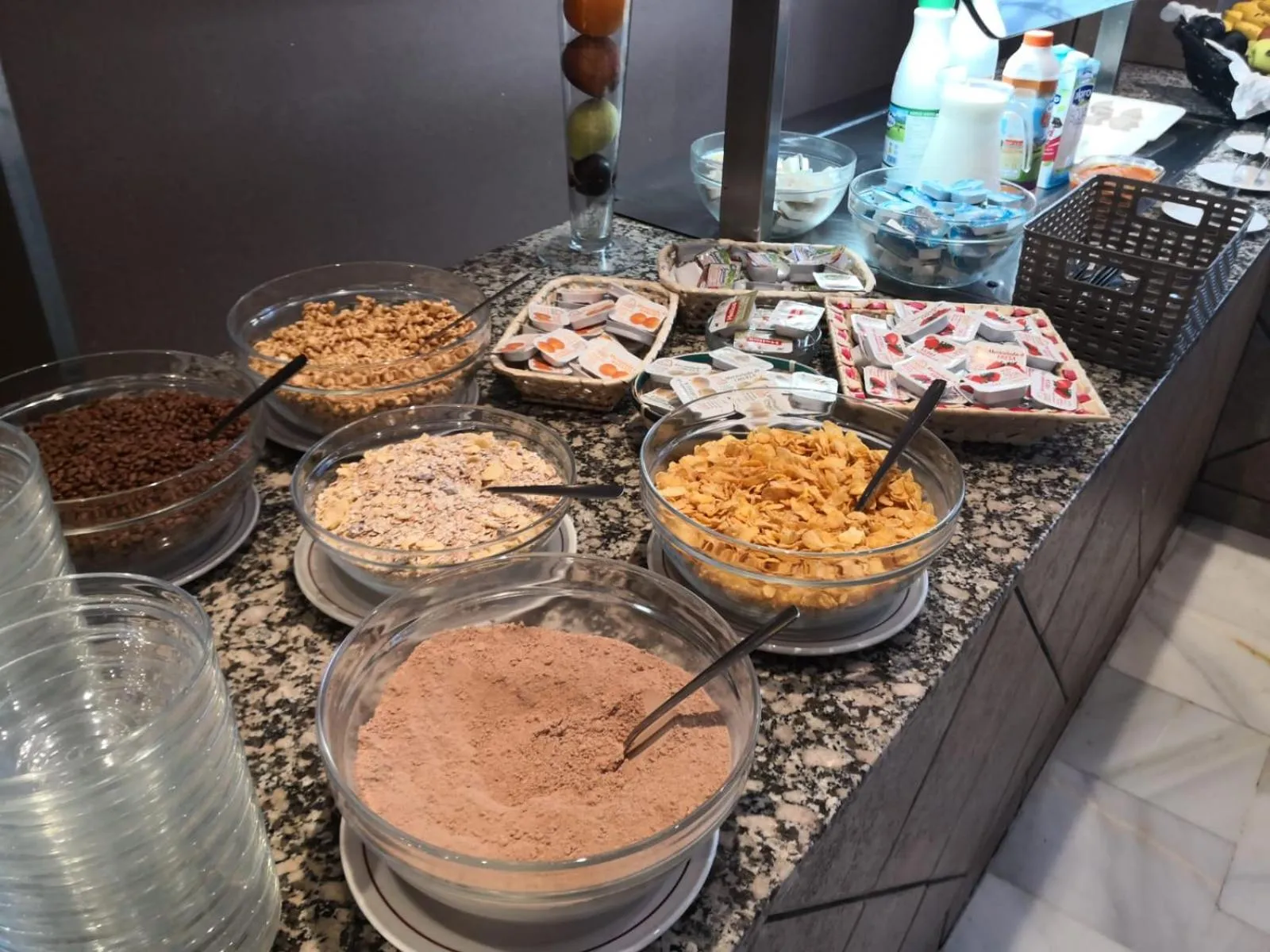 Buffet breakfast in Ele Andarax