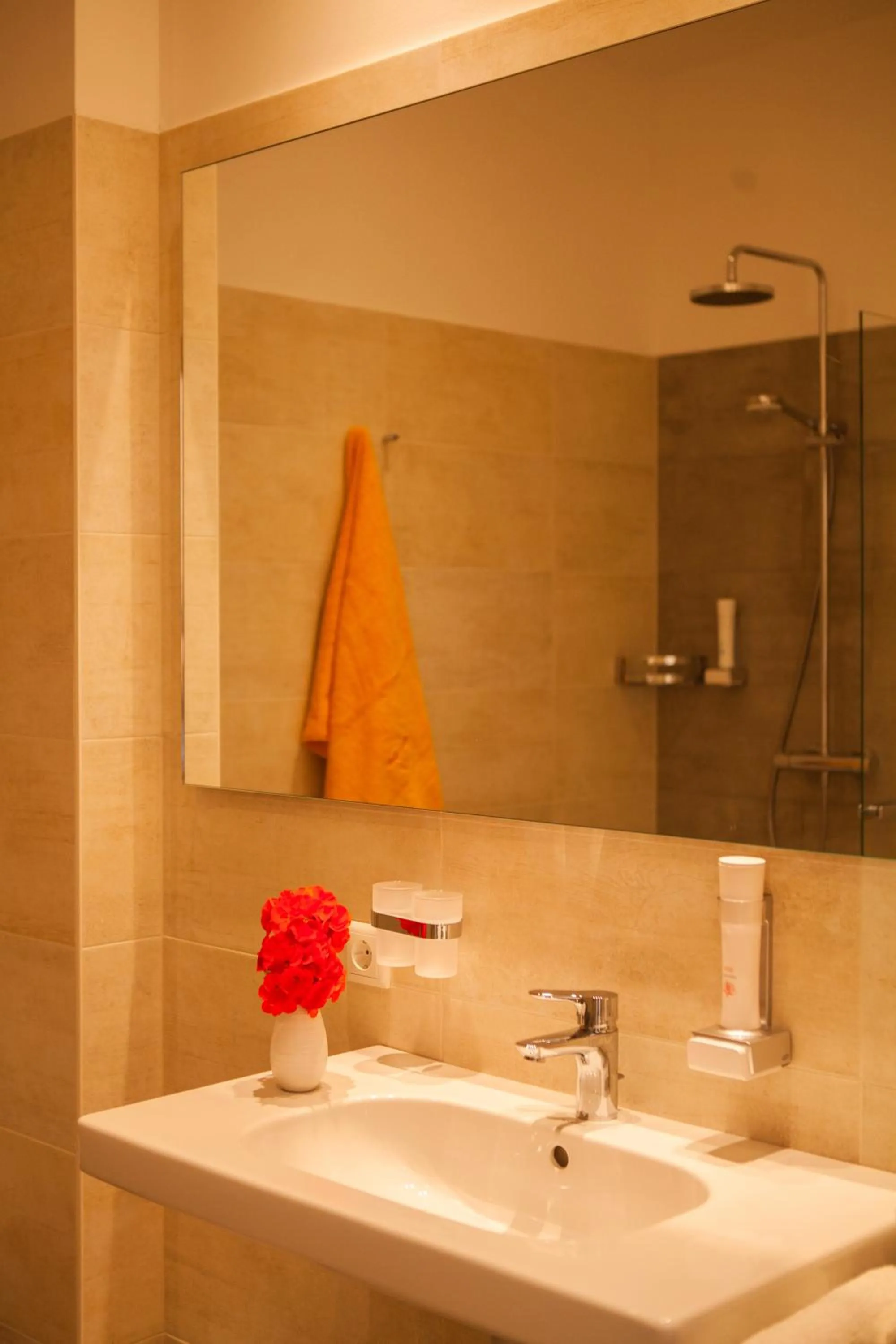 Bathroom in Hotel Post